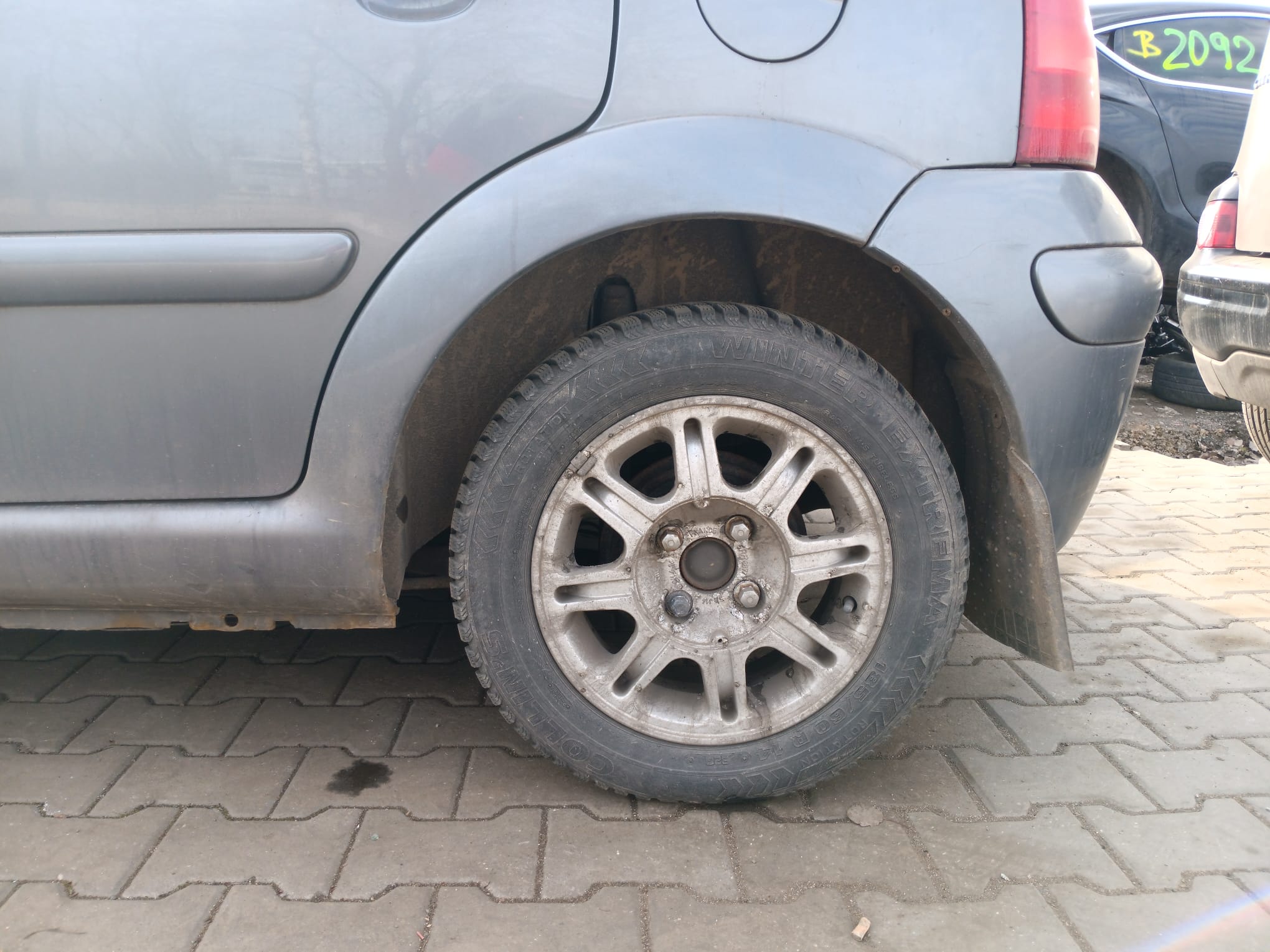 rear_left_wheel