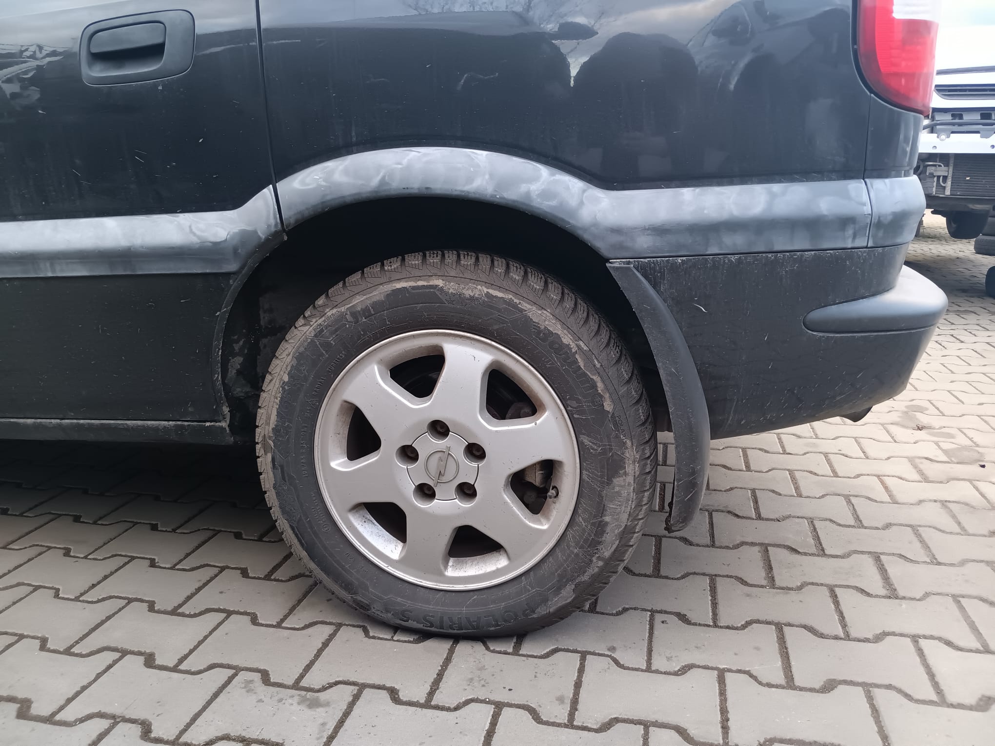 rear_left_wheel