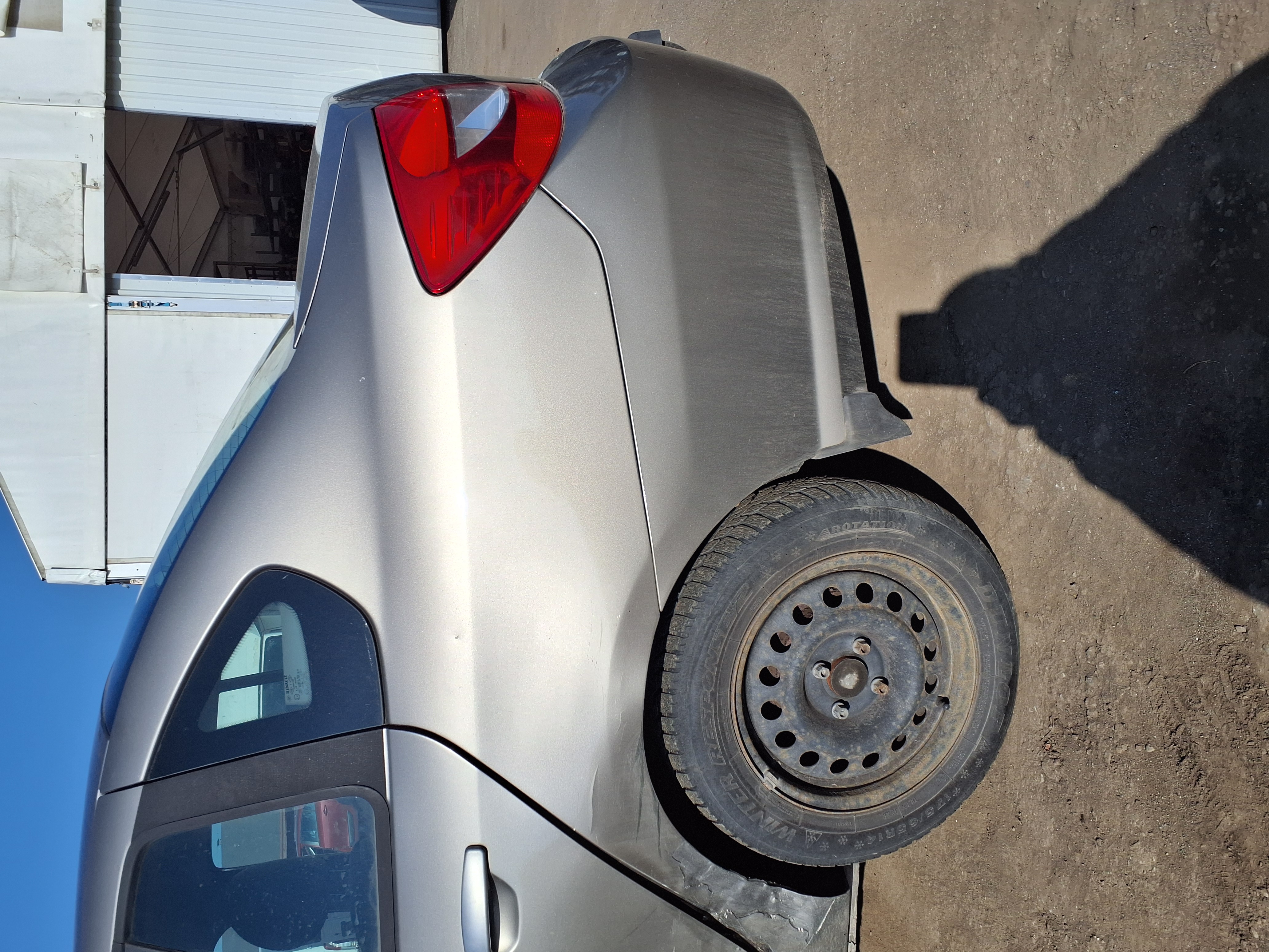 rear_left_fender