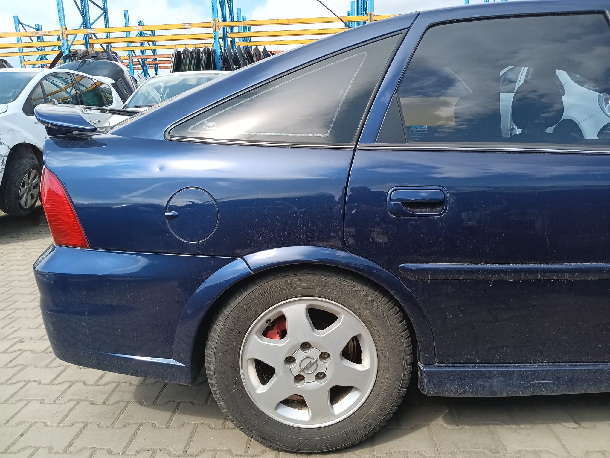 rear_right_fender