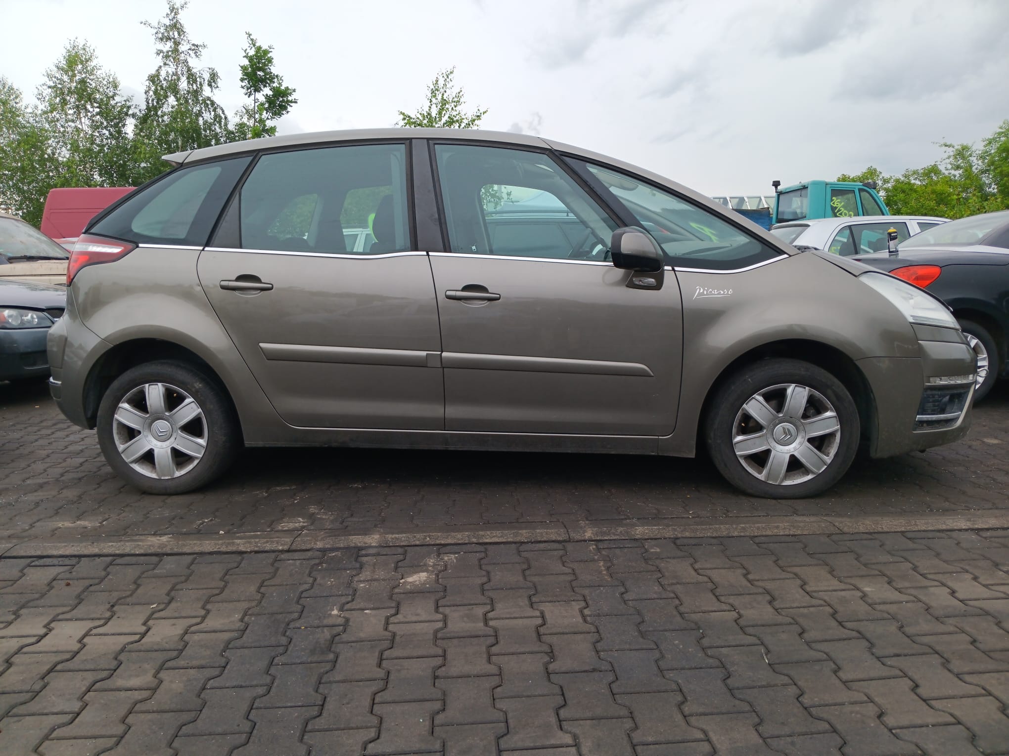 right_side_view