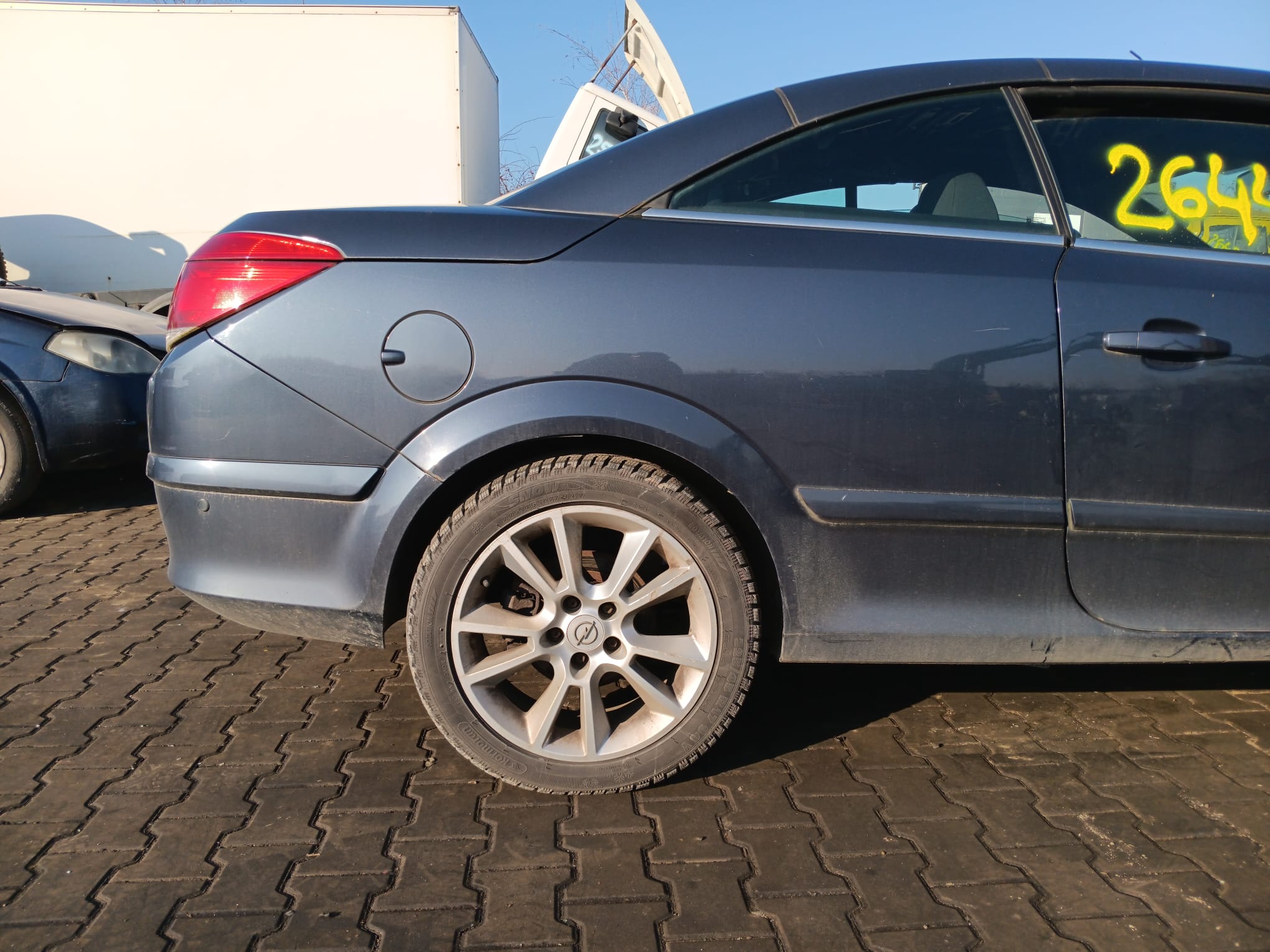 rear_right_fender