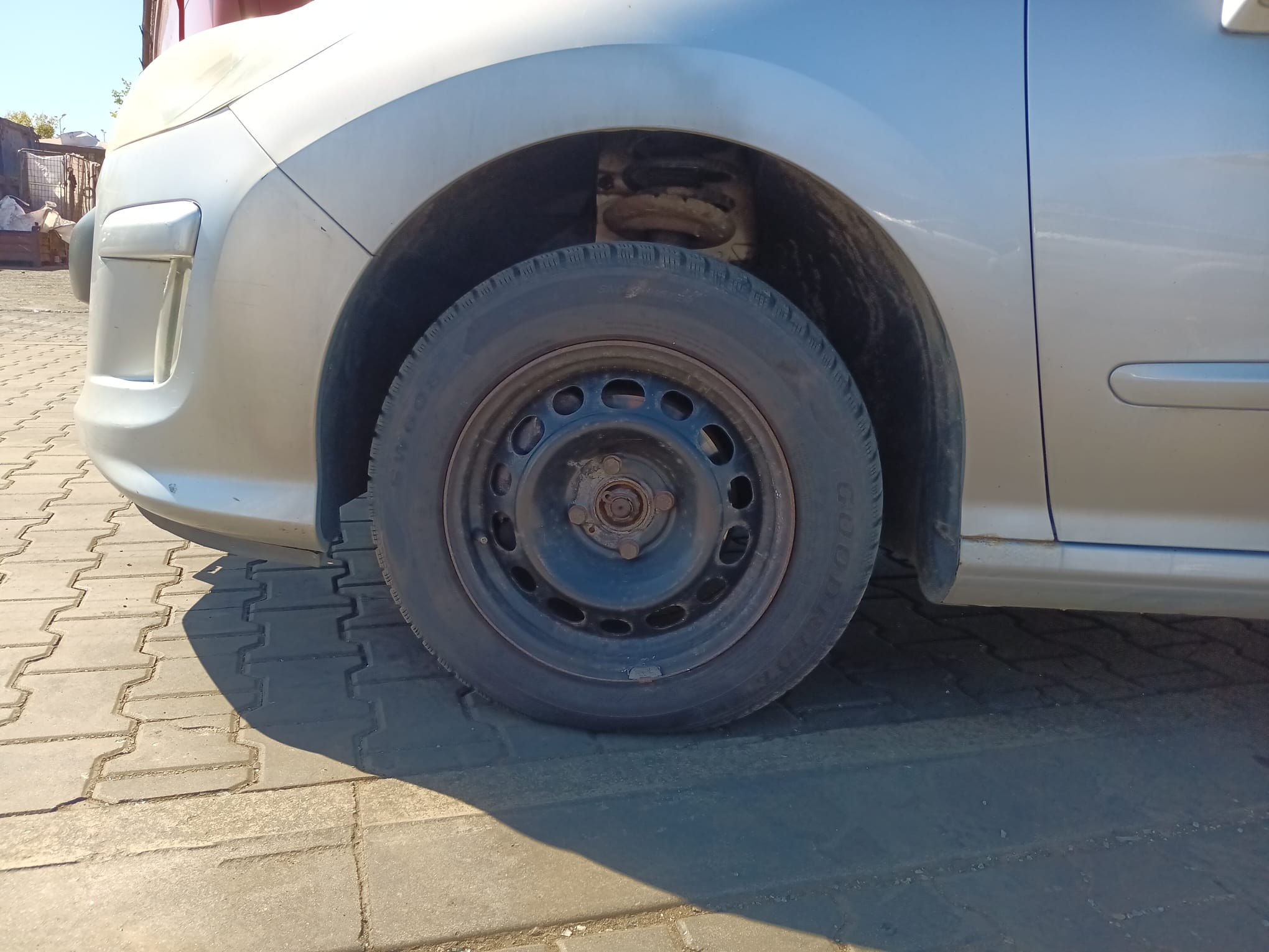 front_left_wheel