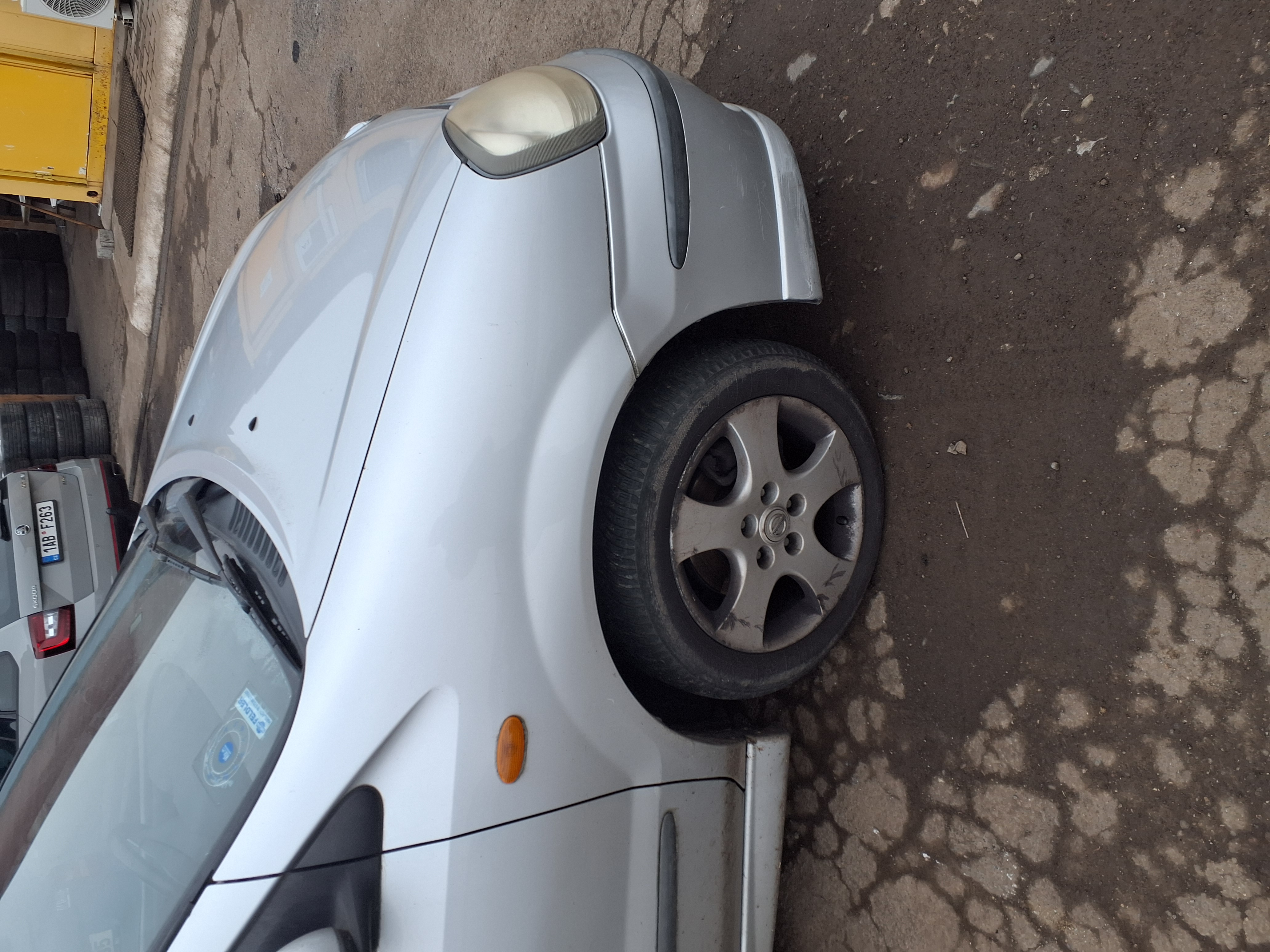 front_right_fender