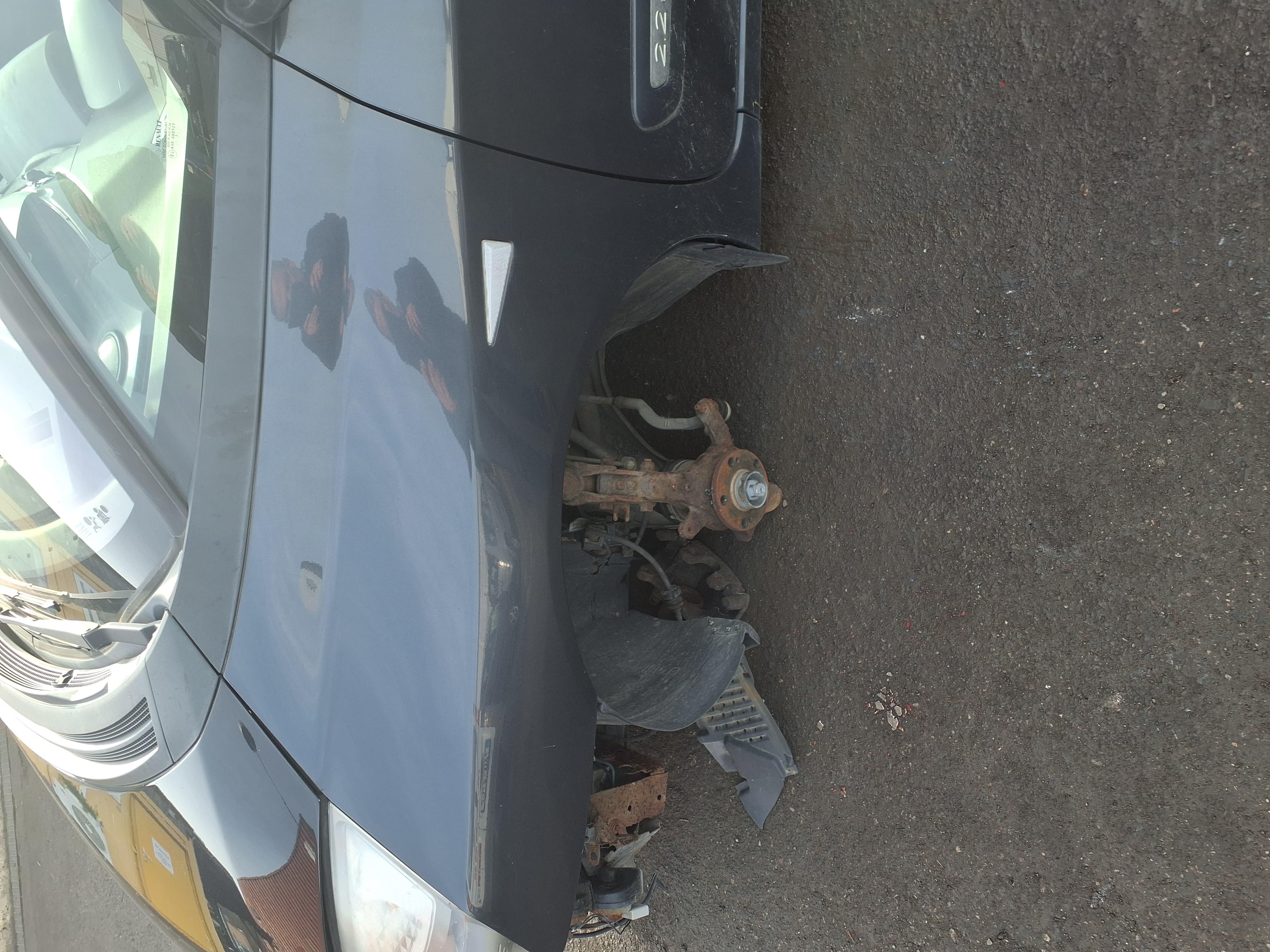 front_left_fender