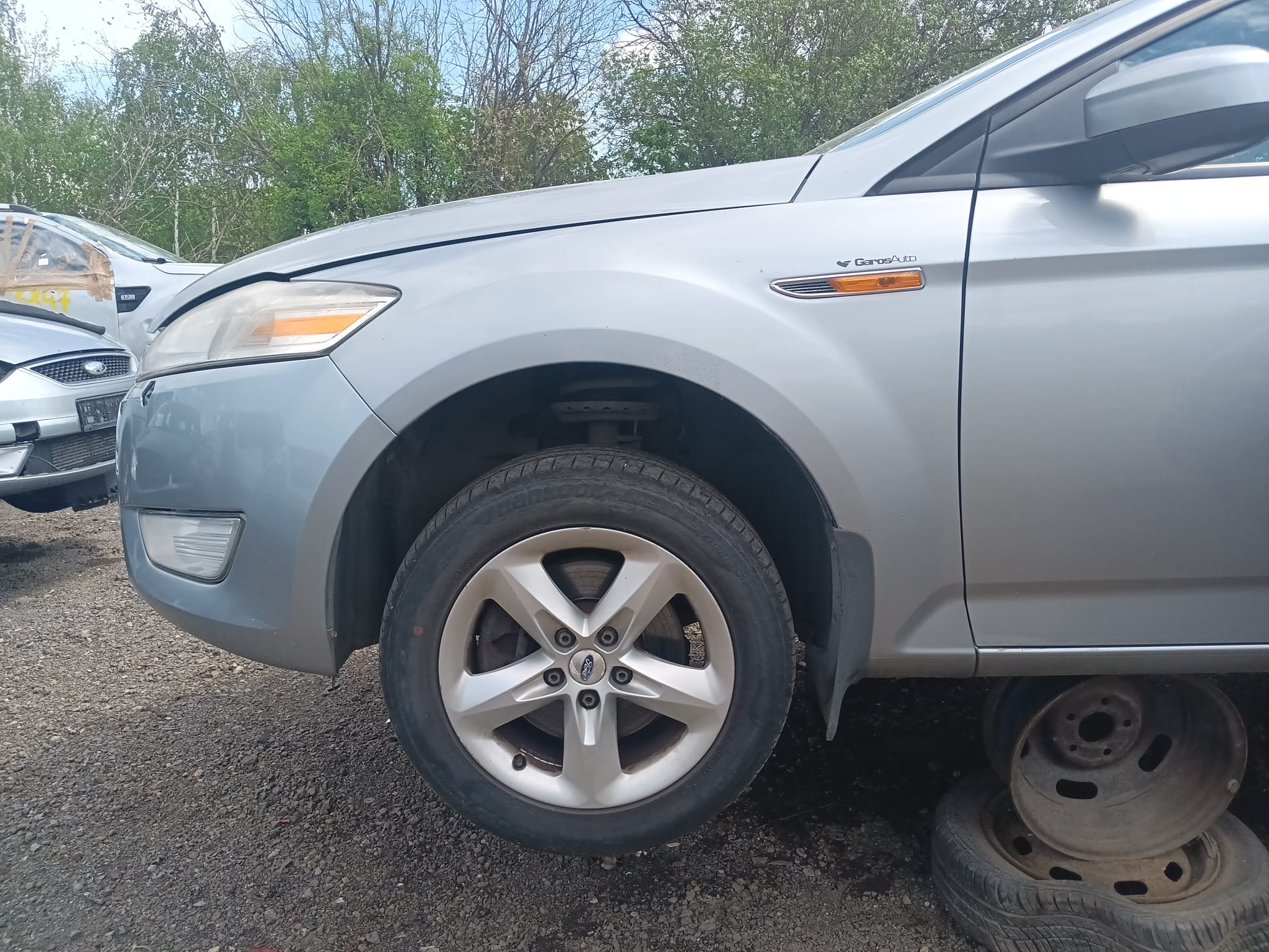 front_left_fender