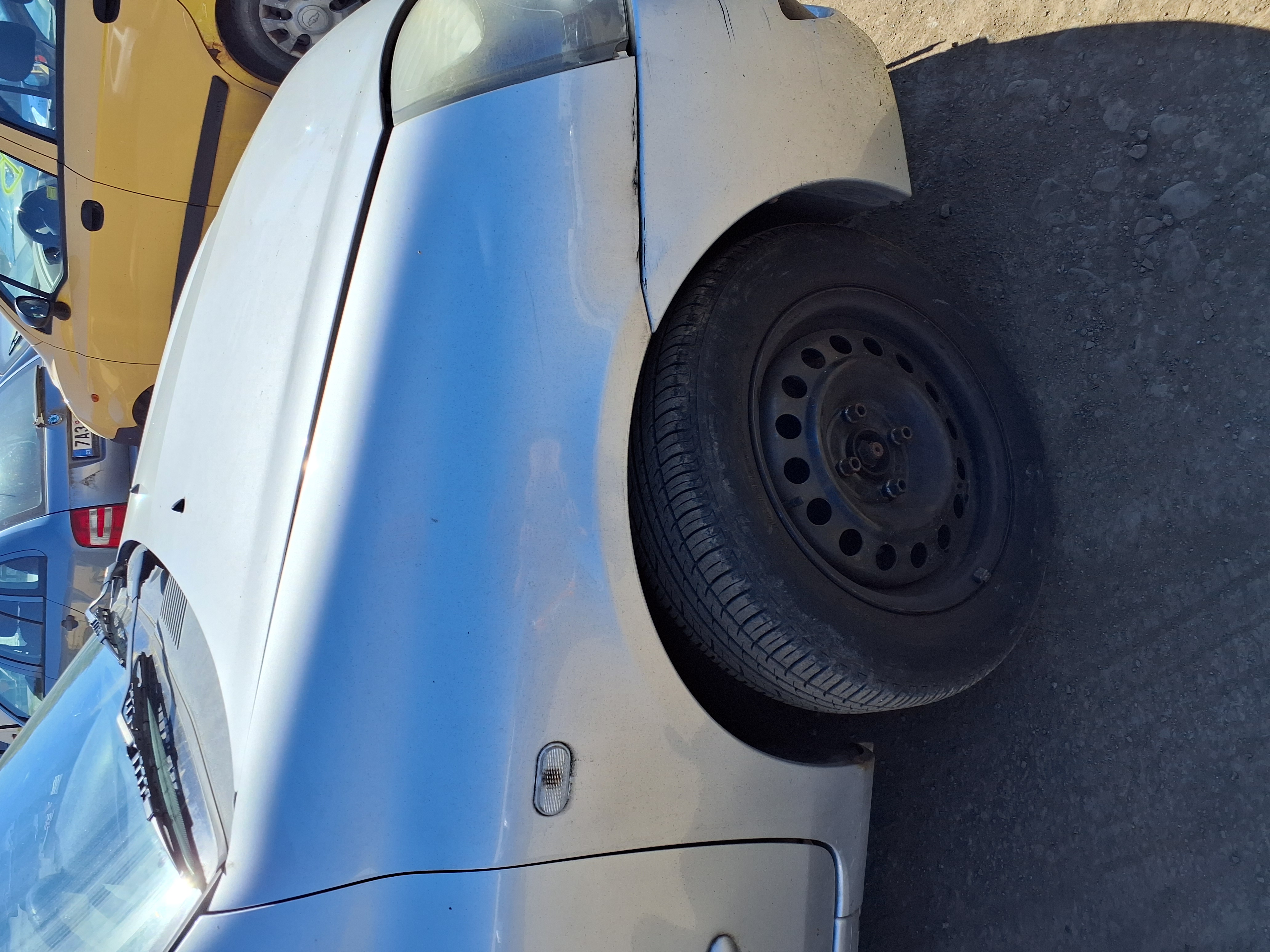 front_right_fender