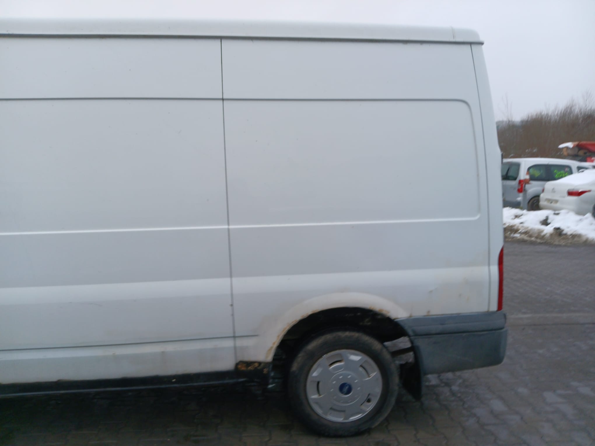 rear_left_fender