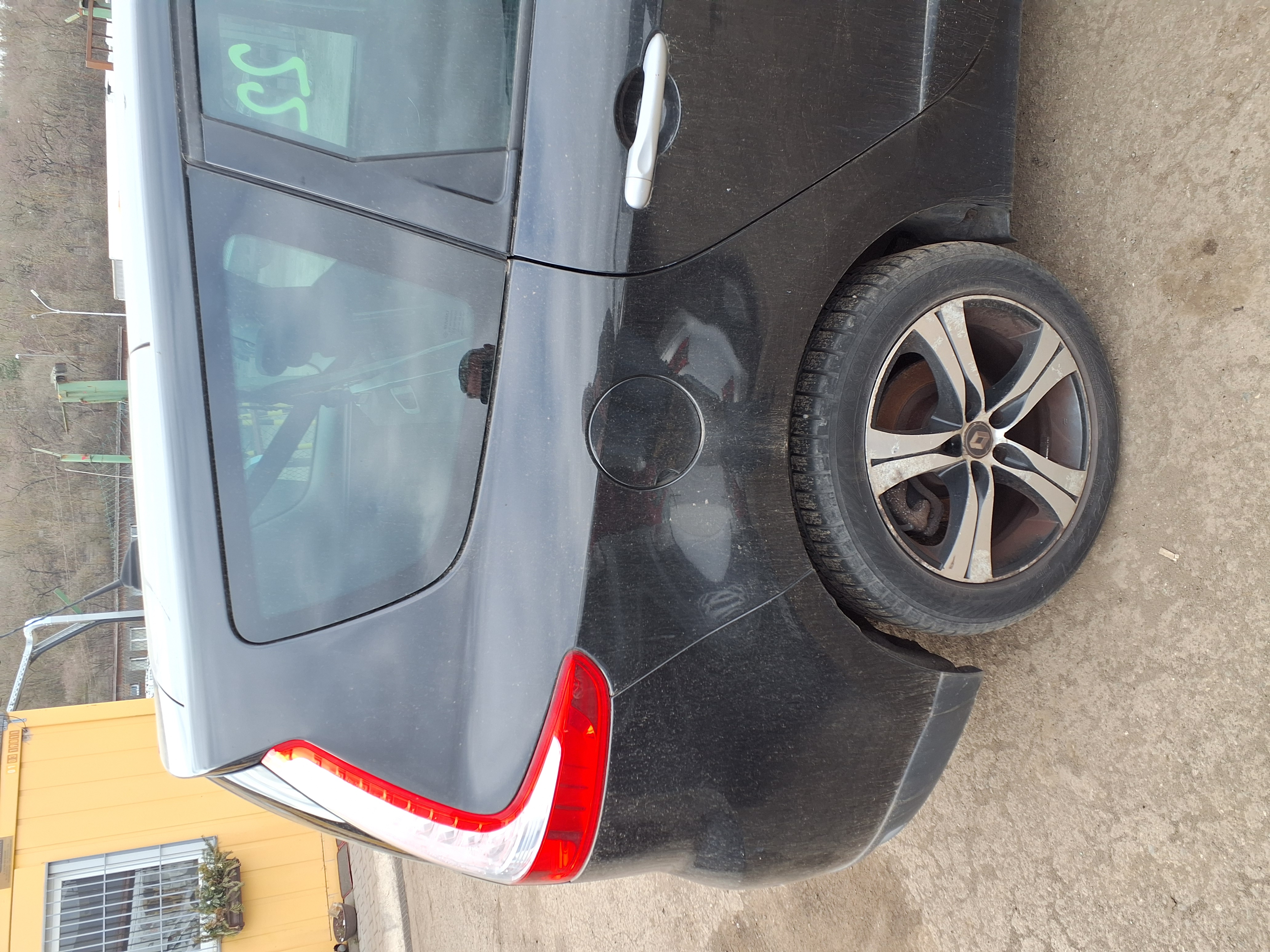 rear_right_fender