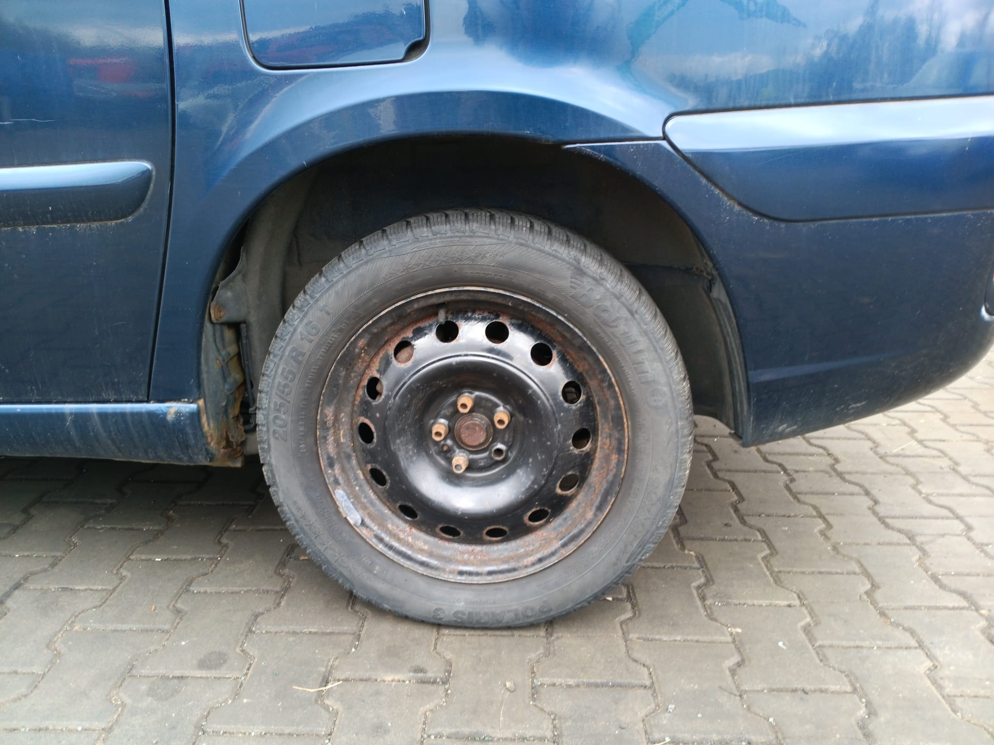 rear_left_wheel
