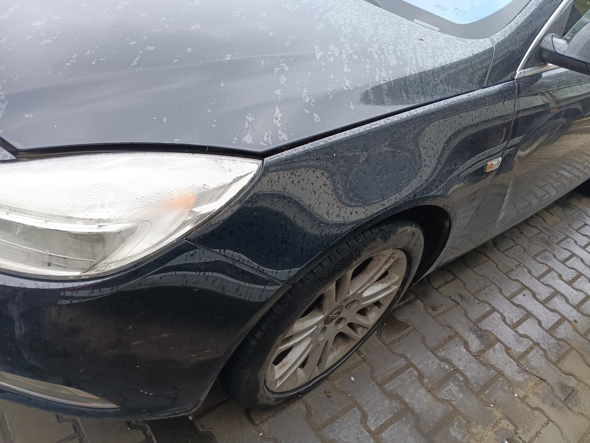 front_left_fender