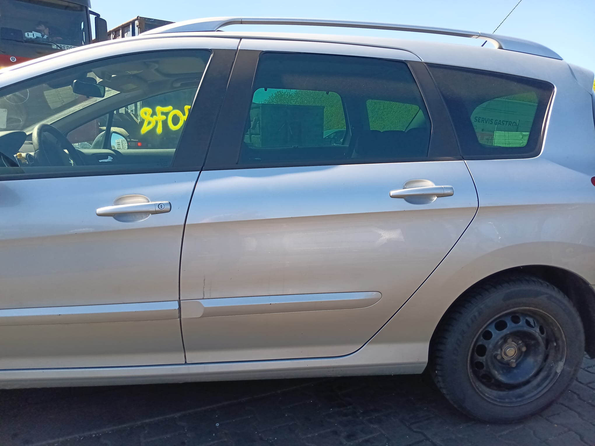 left_rear_door