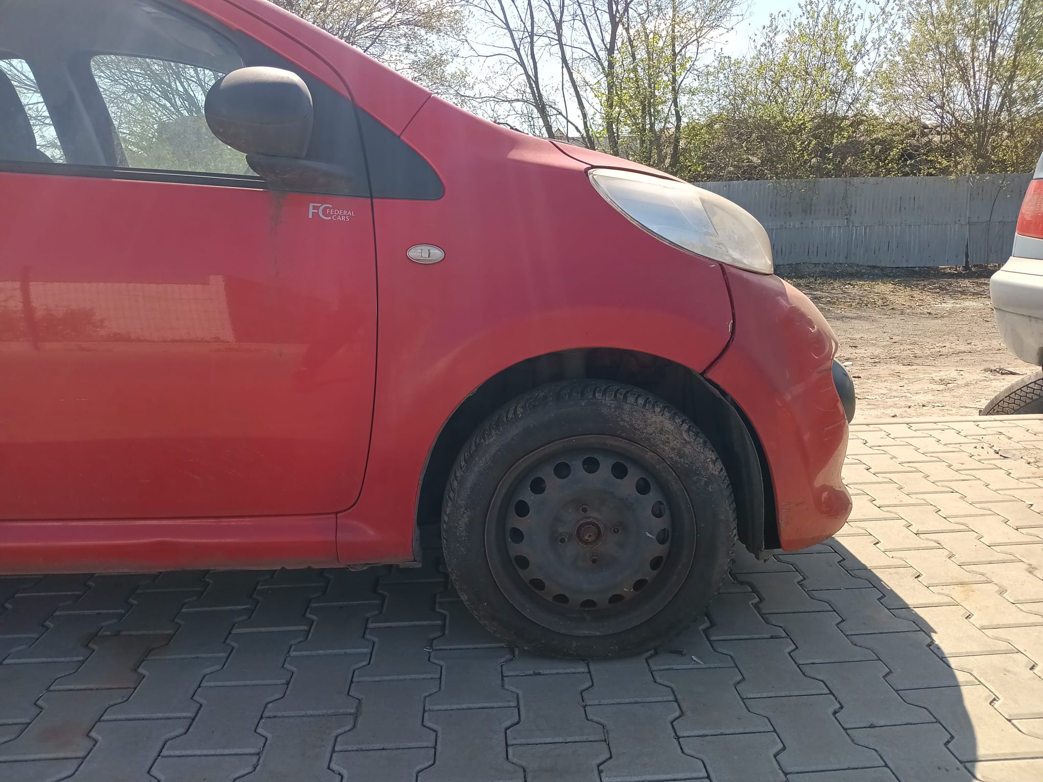 front_right_fender