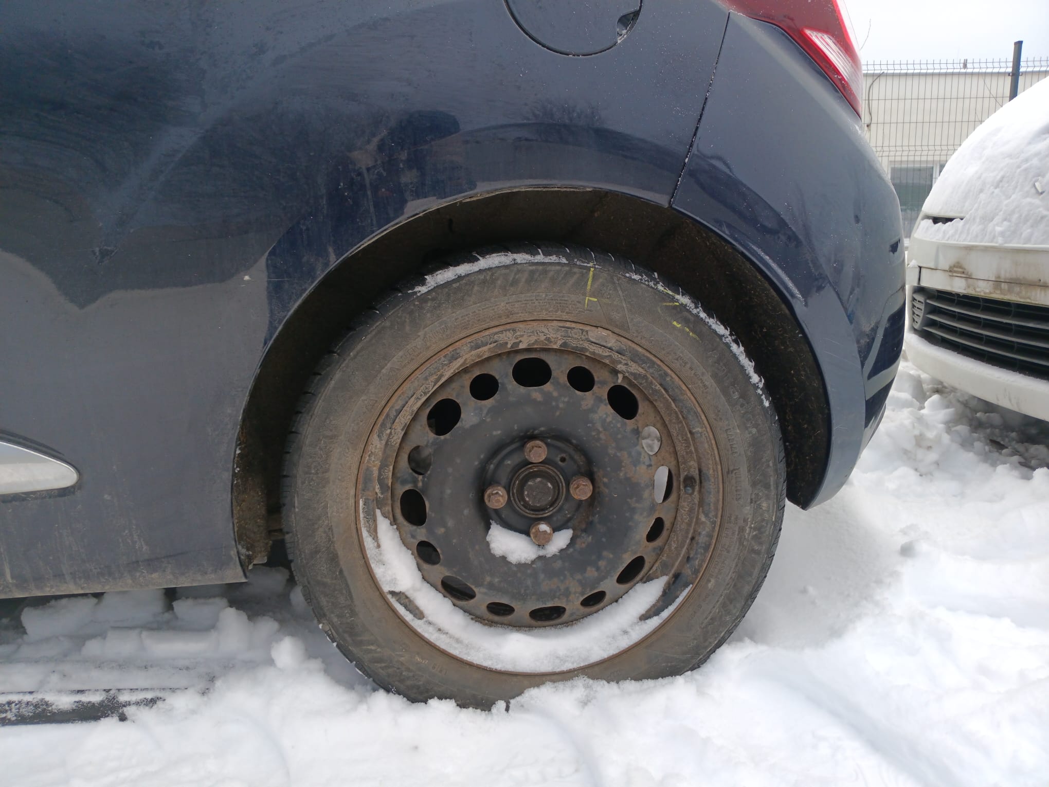 rear_left_wheel