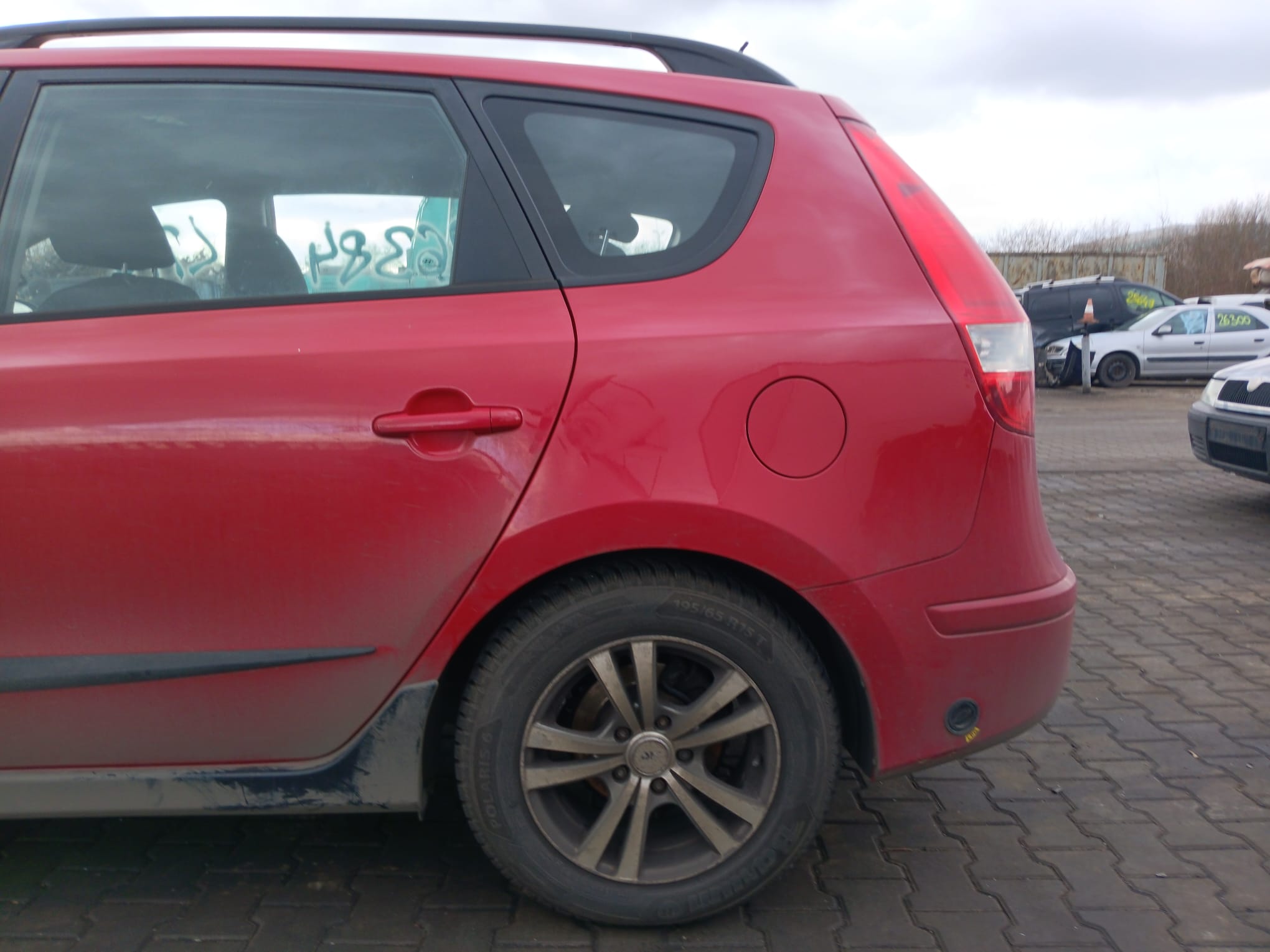 rear_left_fender