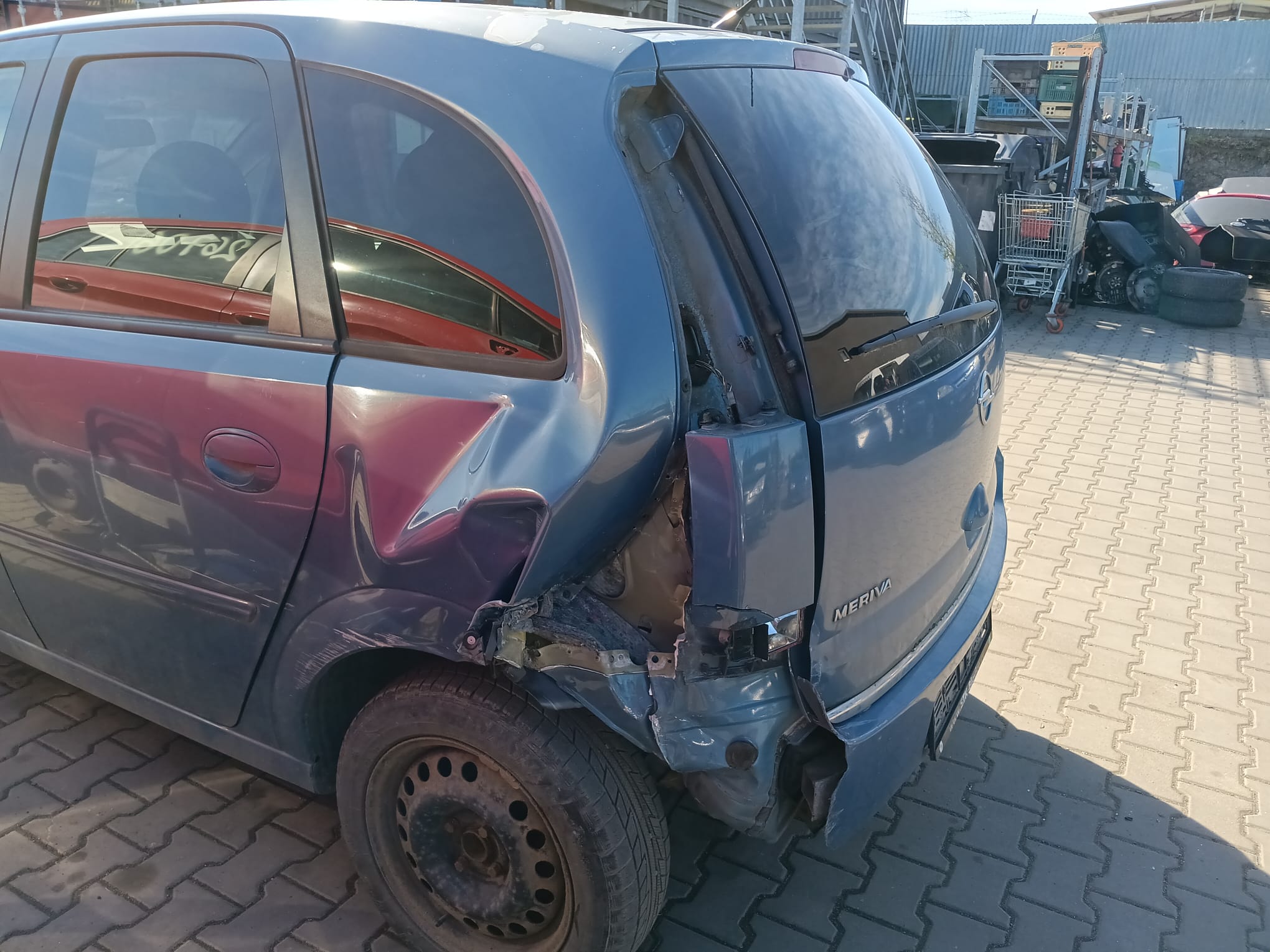 rear_left_fender