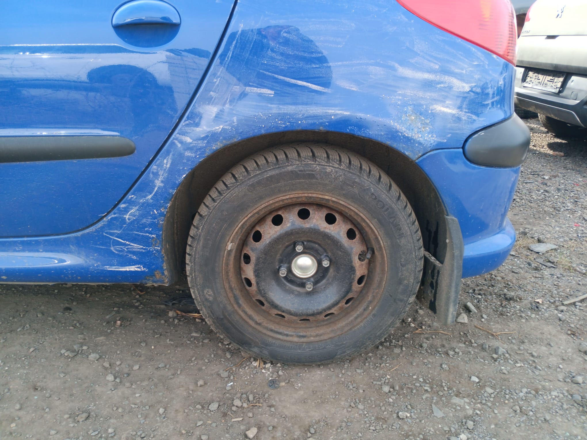 rear_left_wheel