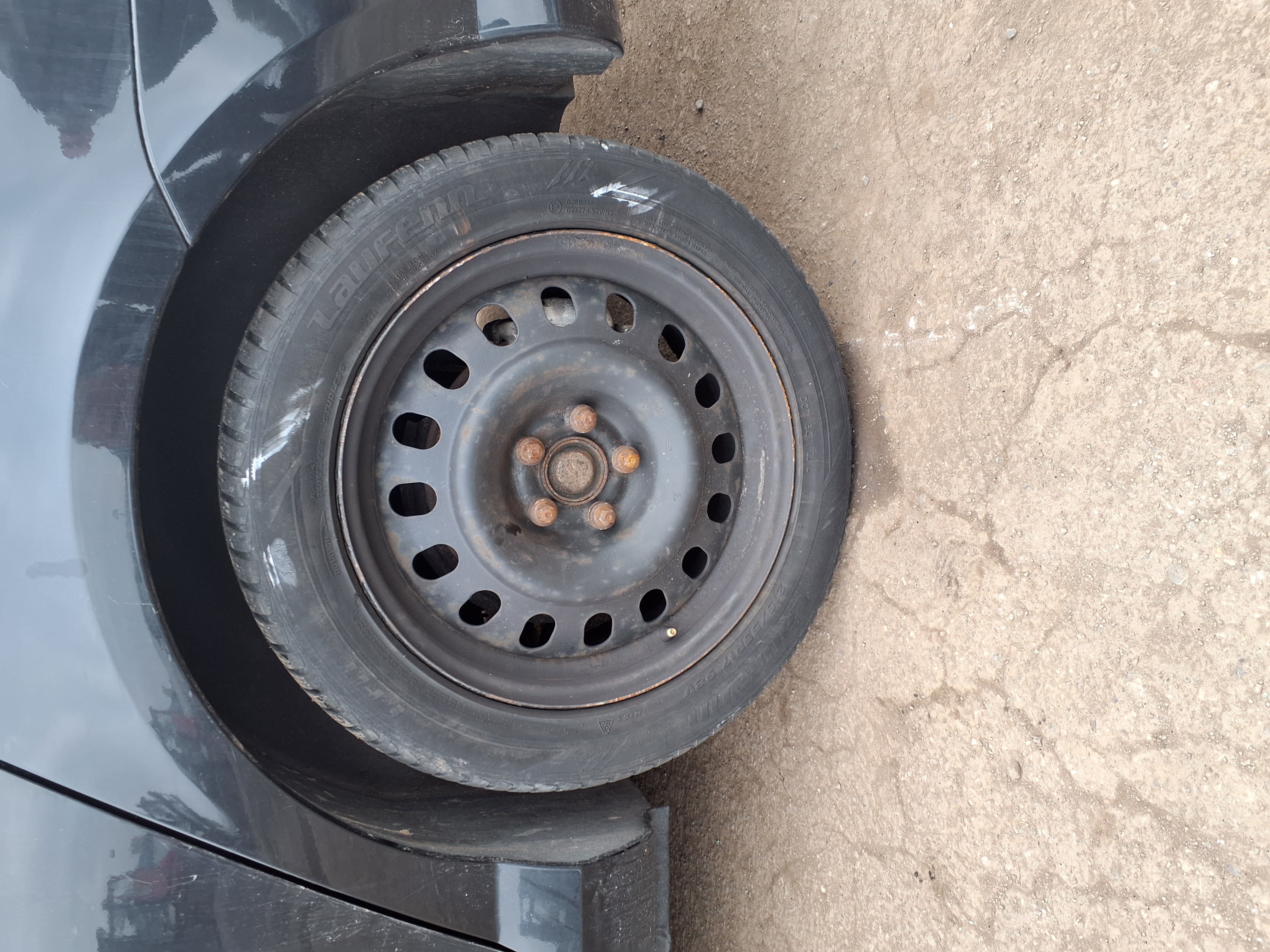 rear_left_wheel