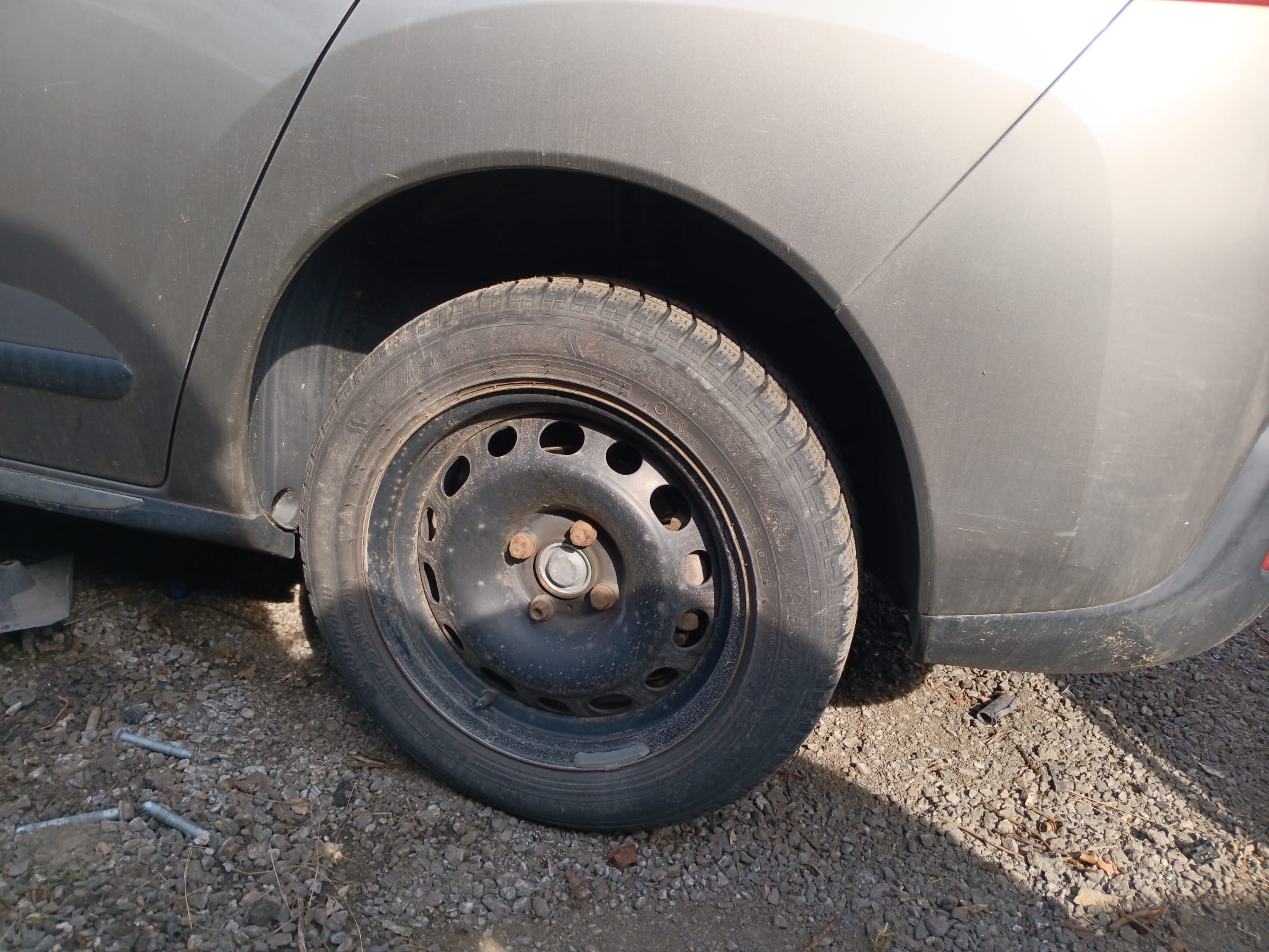 rear_left_wheel