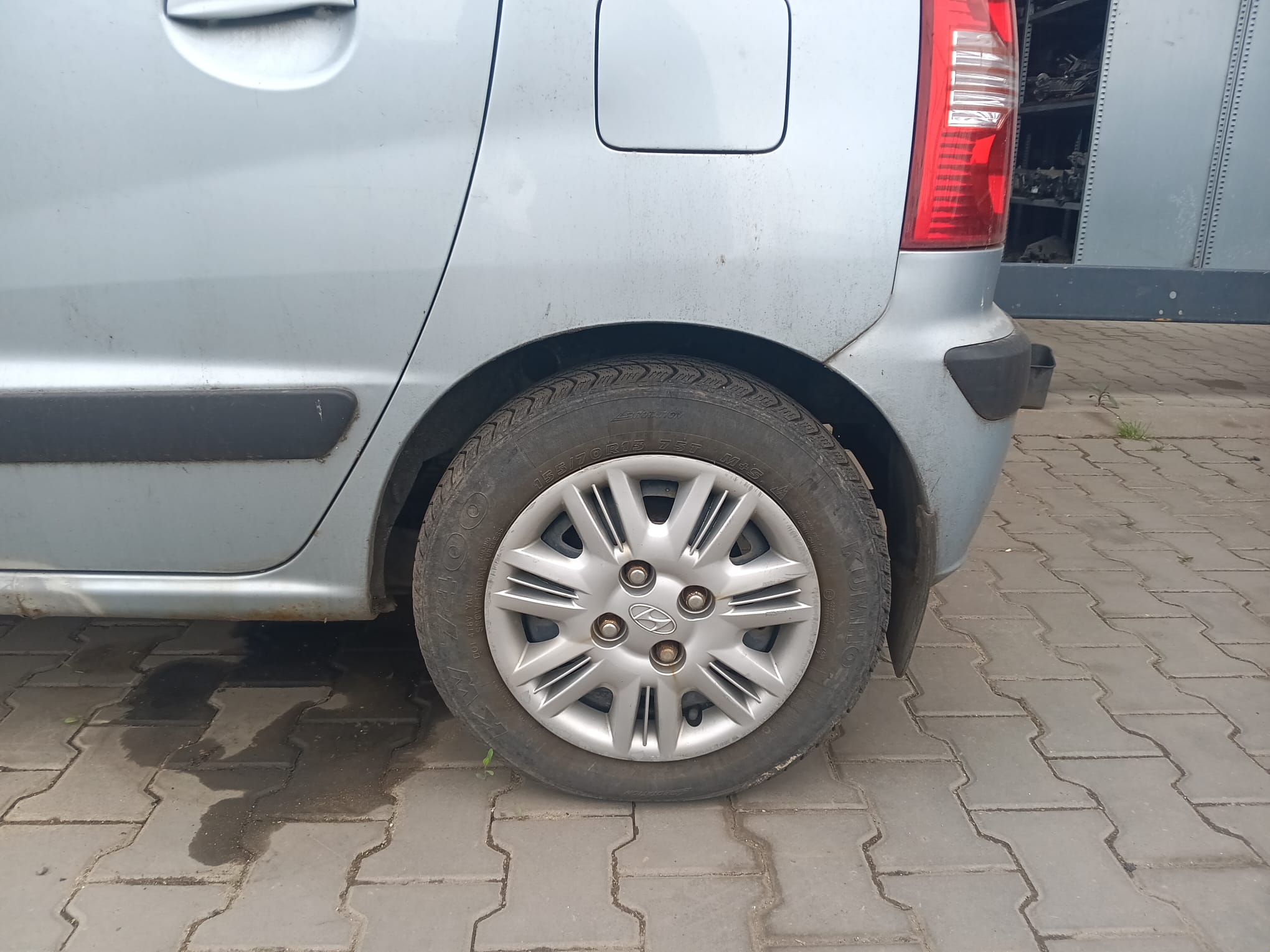 rear_left_wheel