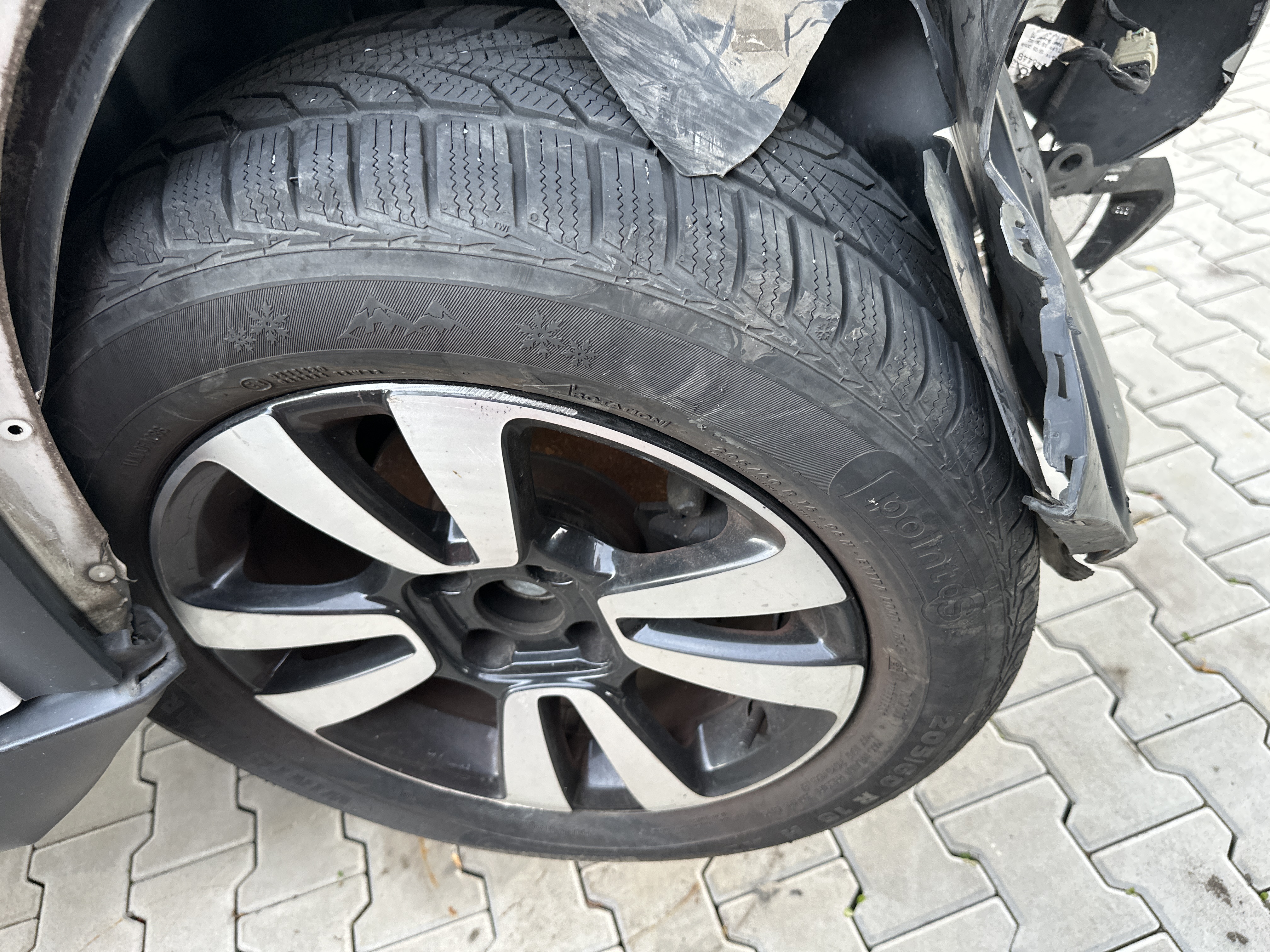 rear_left_wheel