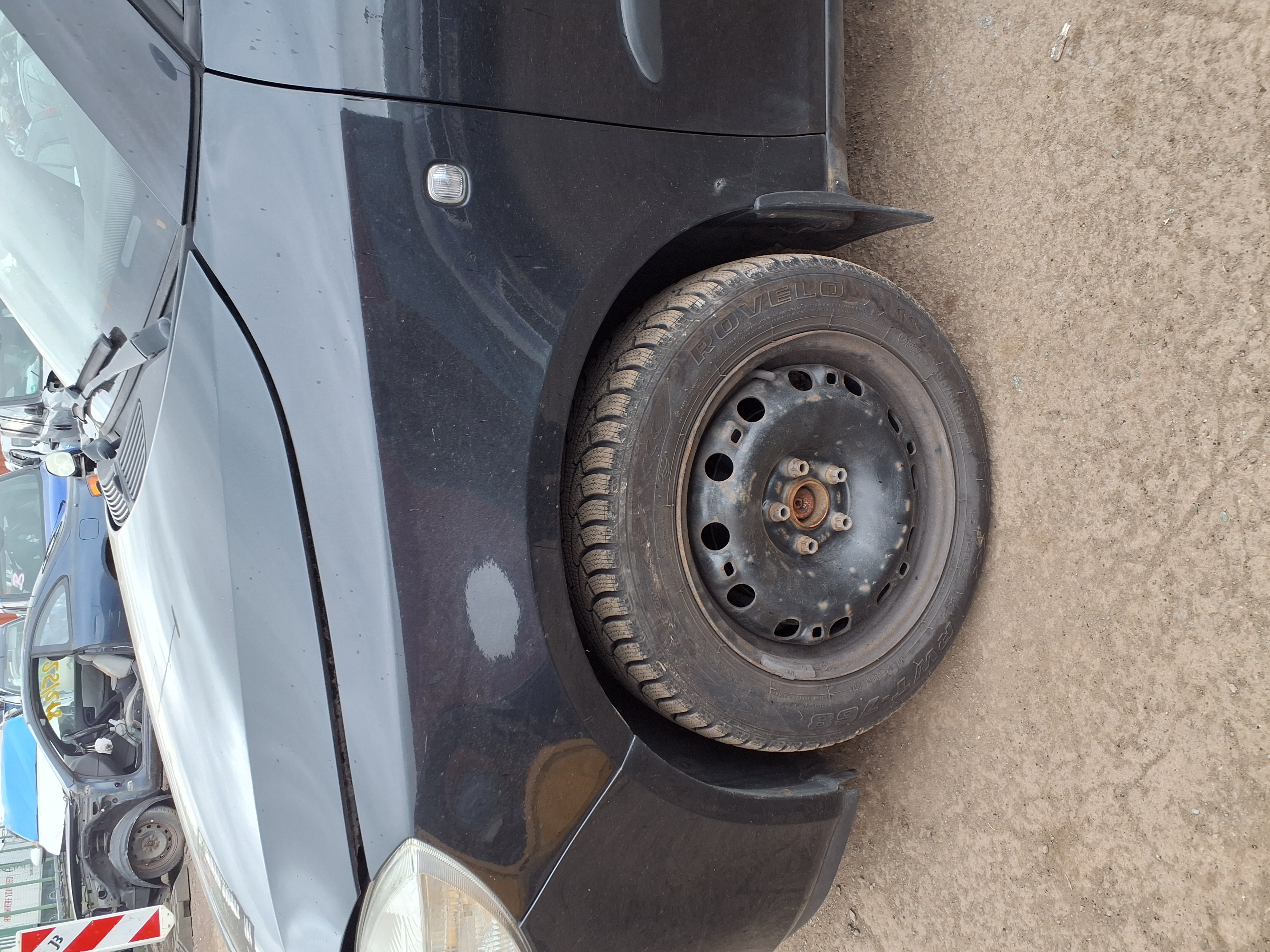 front_left_fender