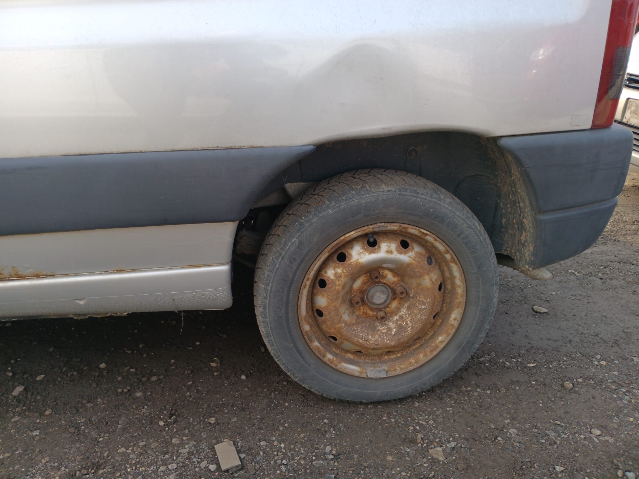 rear_left_wheel