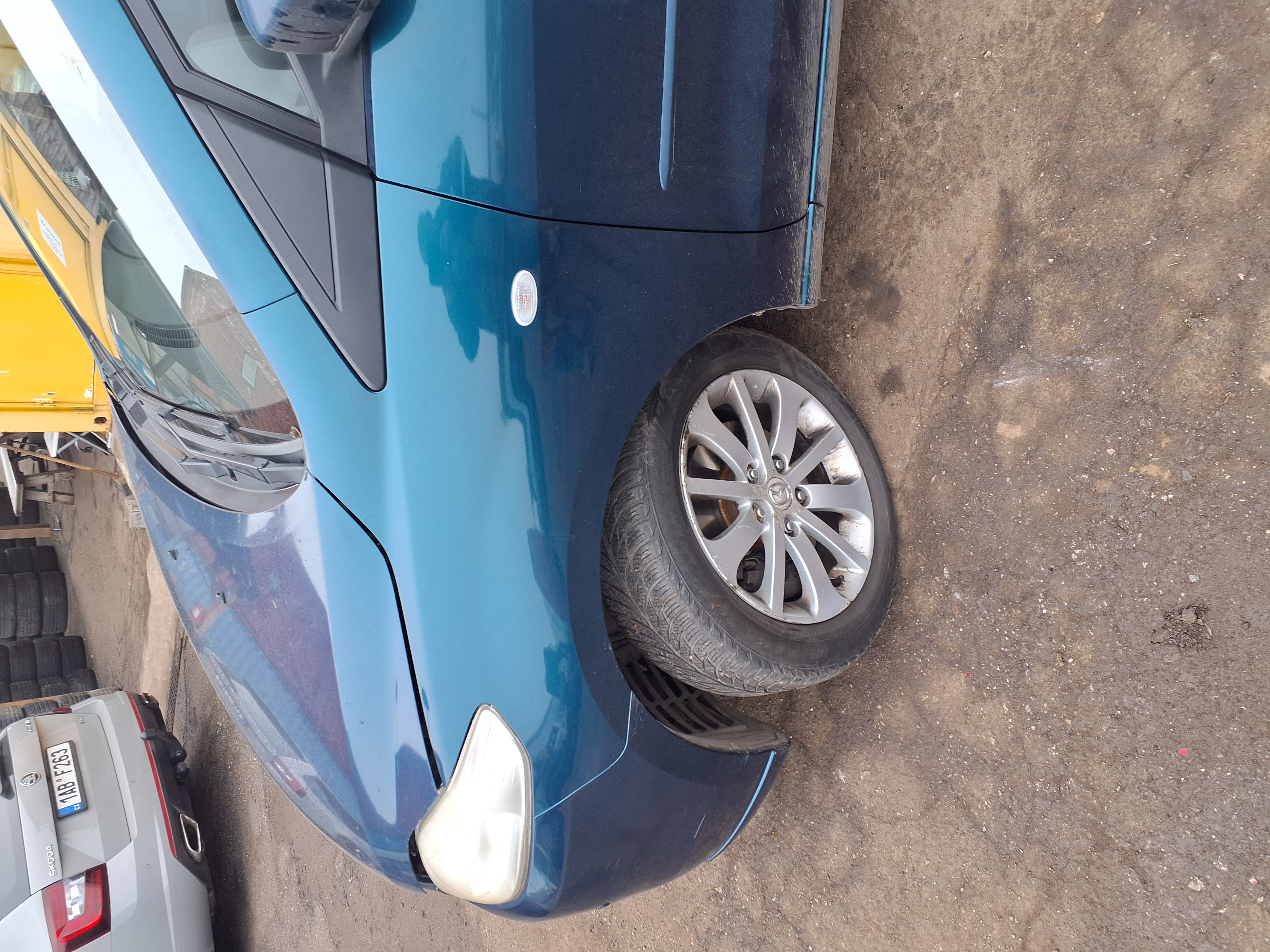 front_left_fender