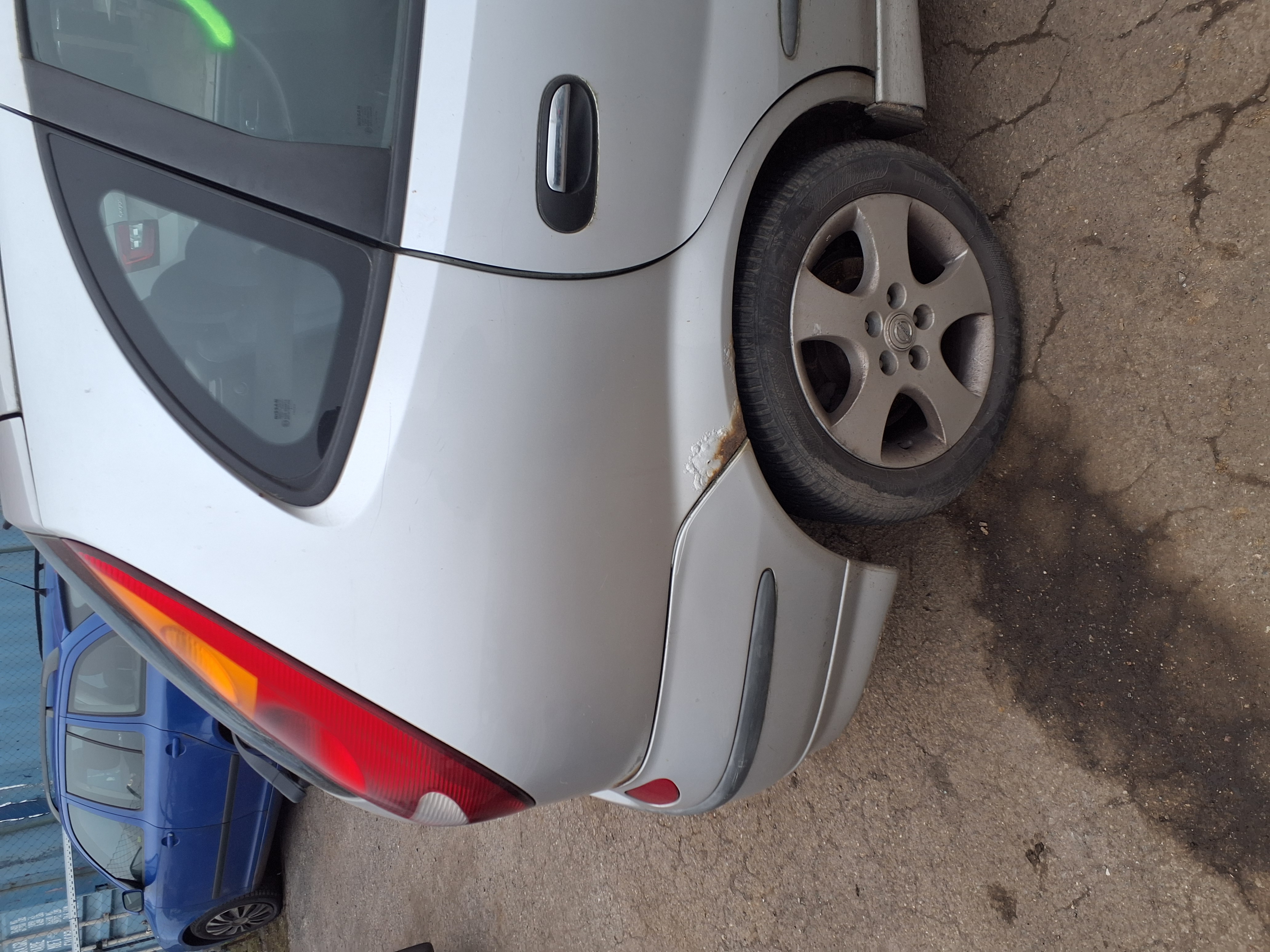 rear_right_fender