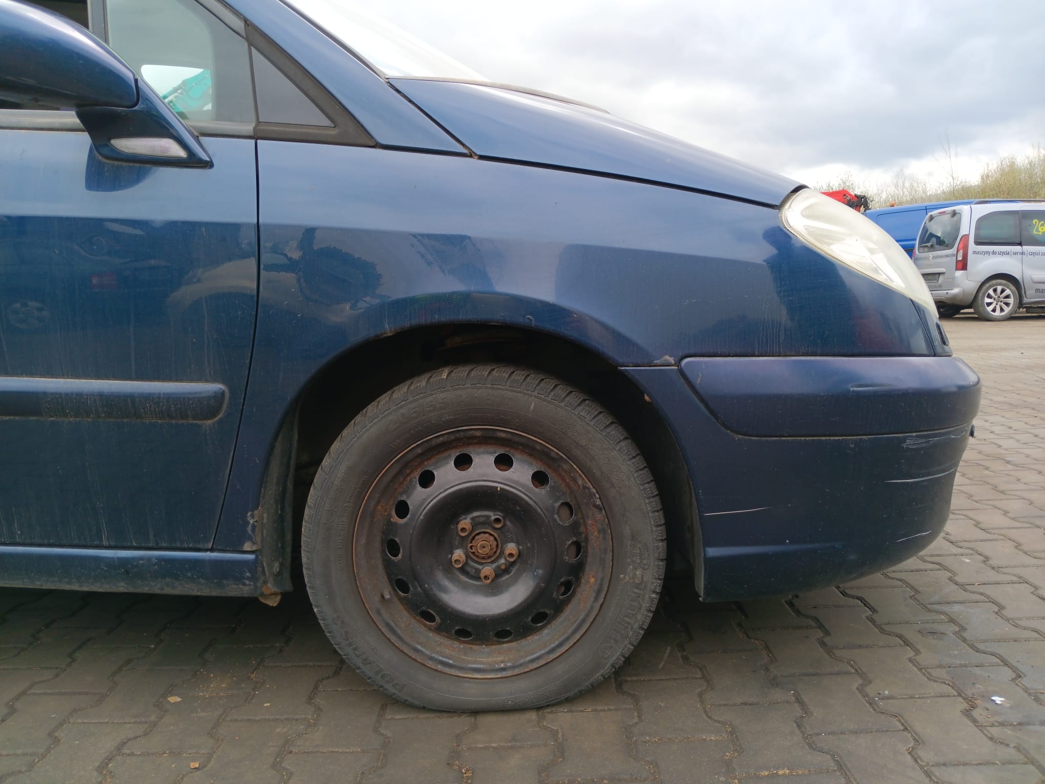 front_right_fender