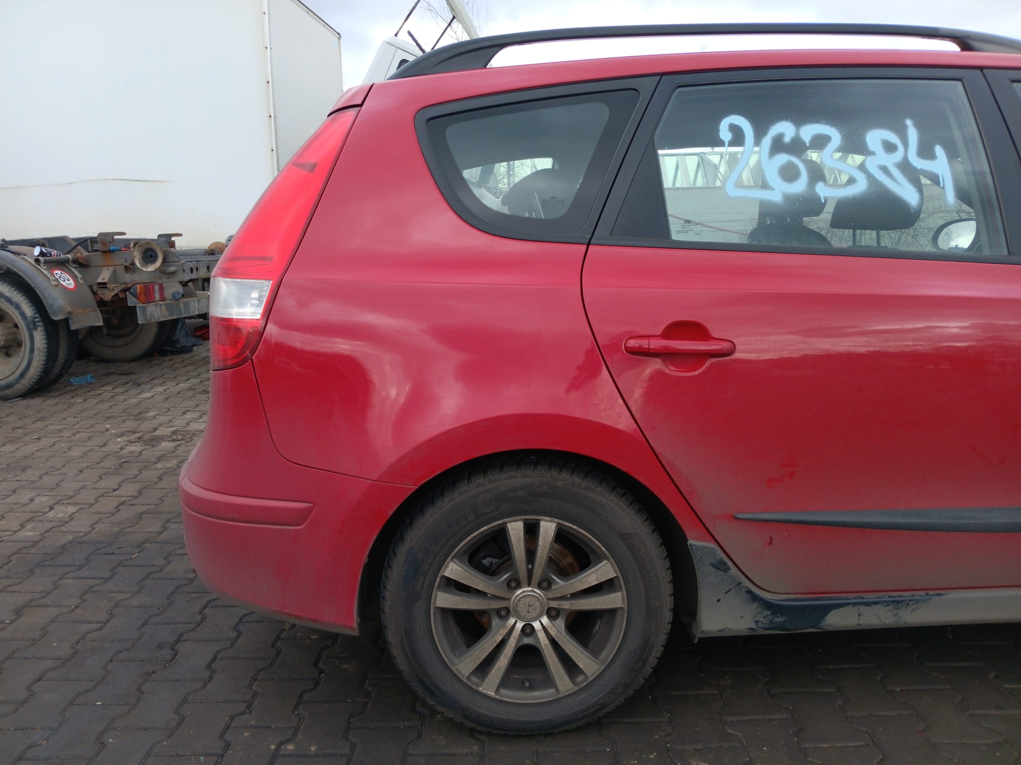 rear_right_fender
