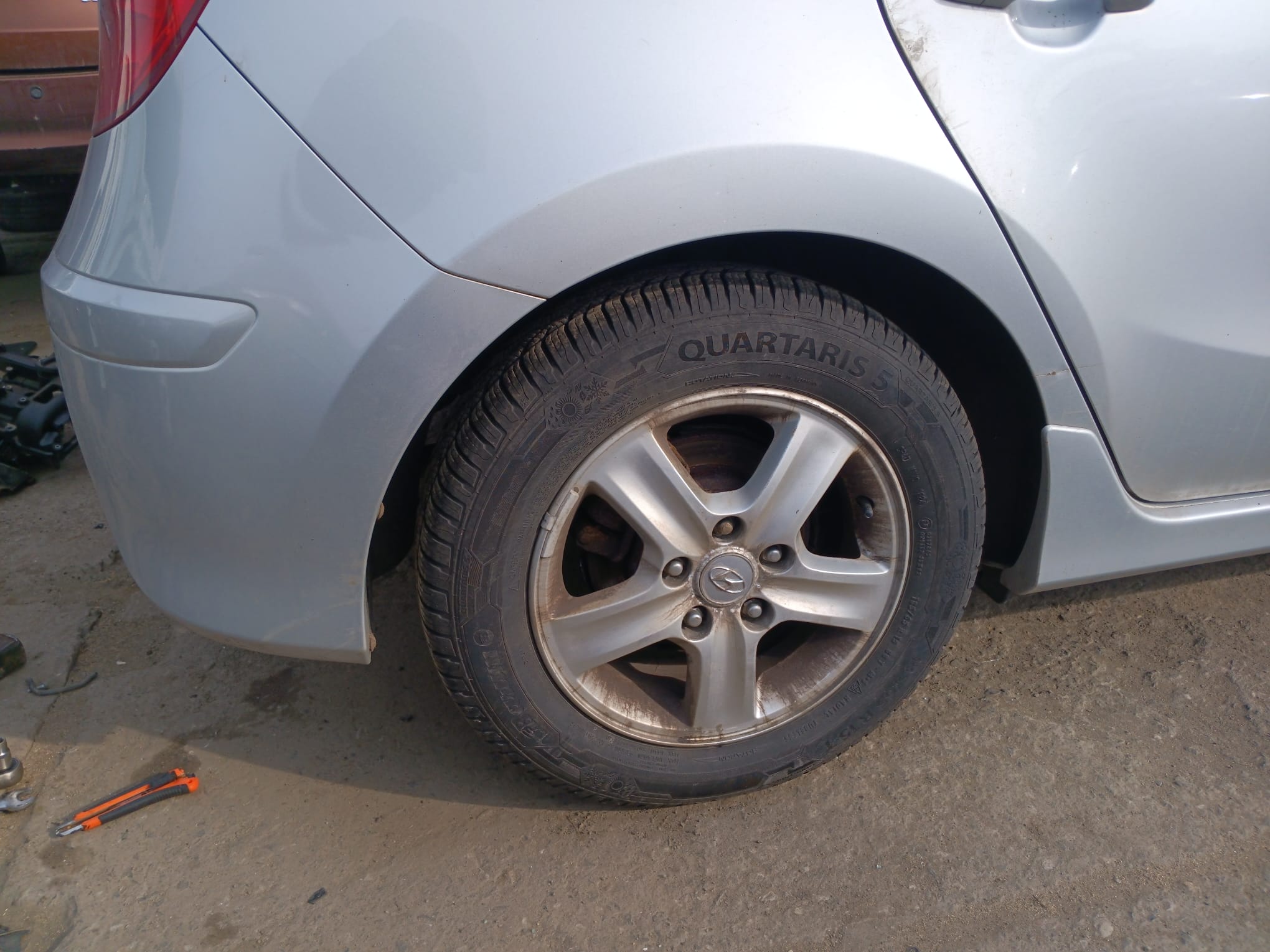 rear_right_wheel