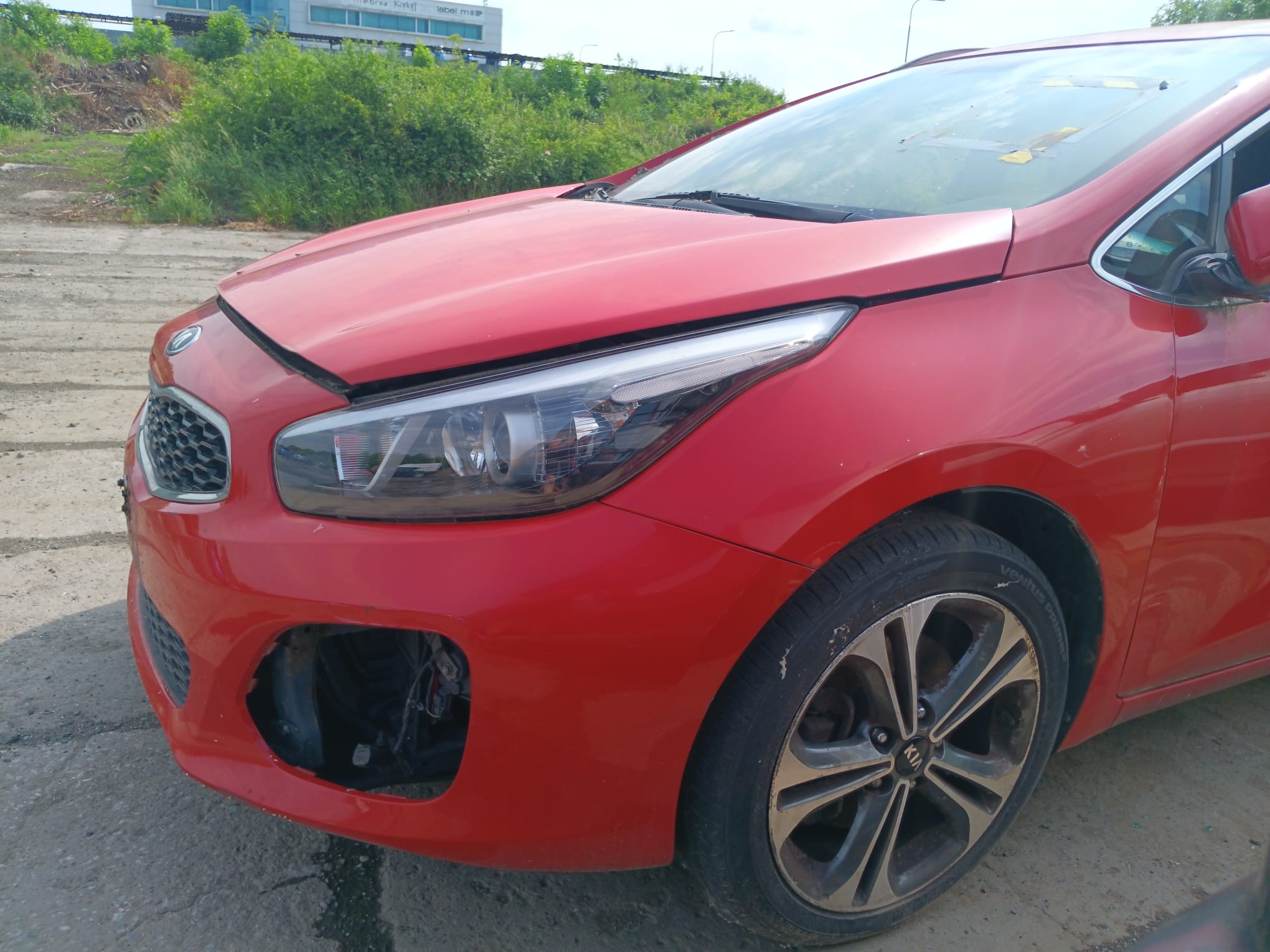 front_left_fender