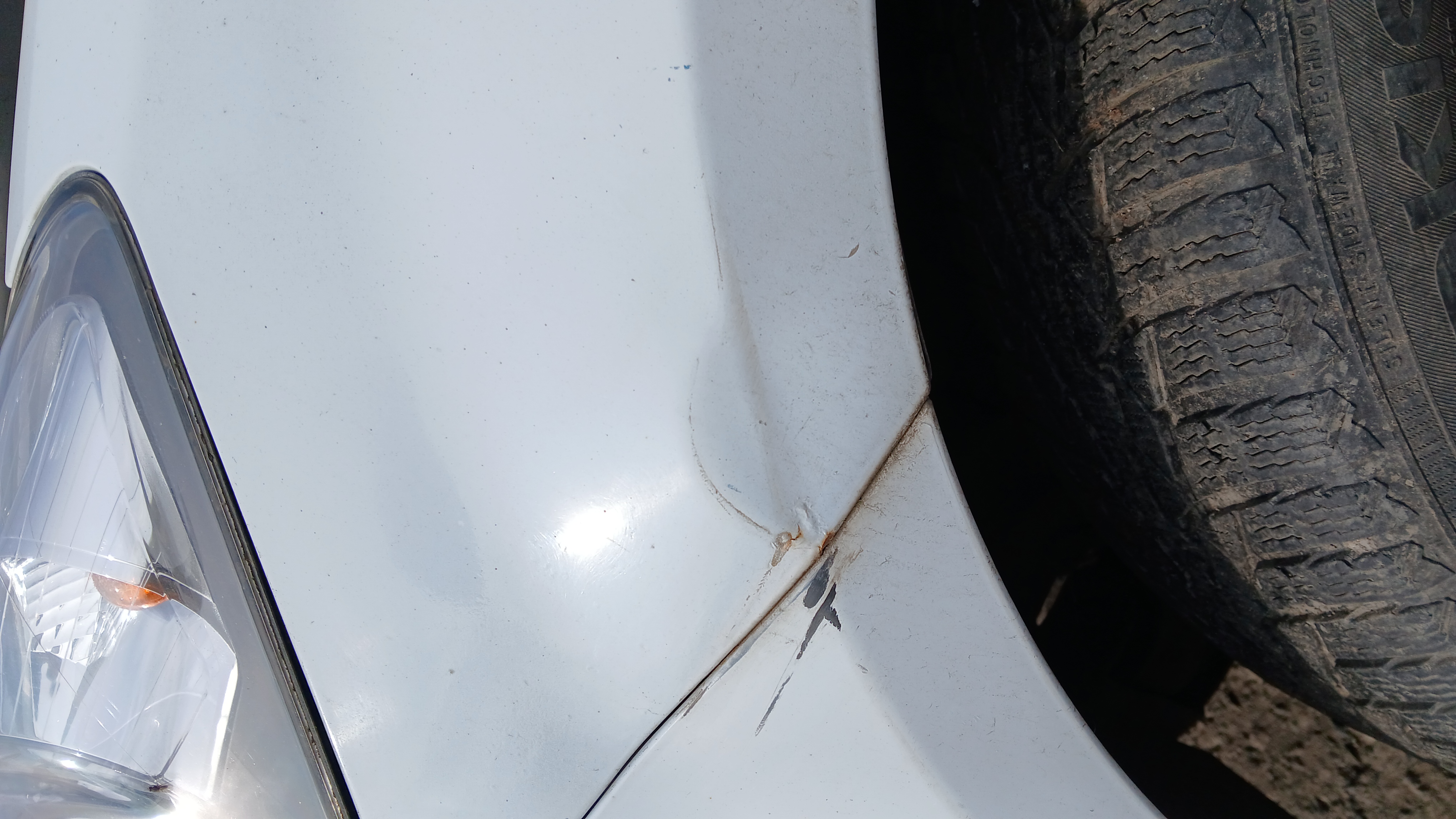 front_left_fender