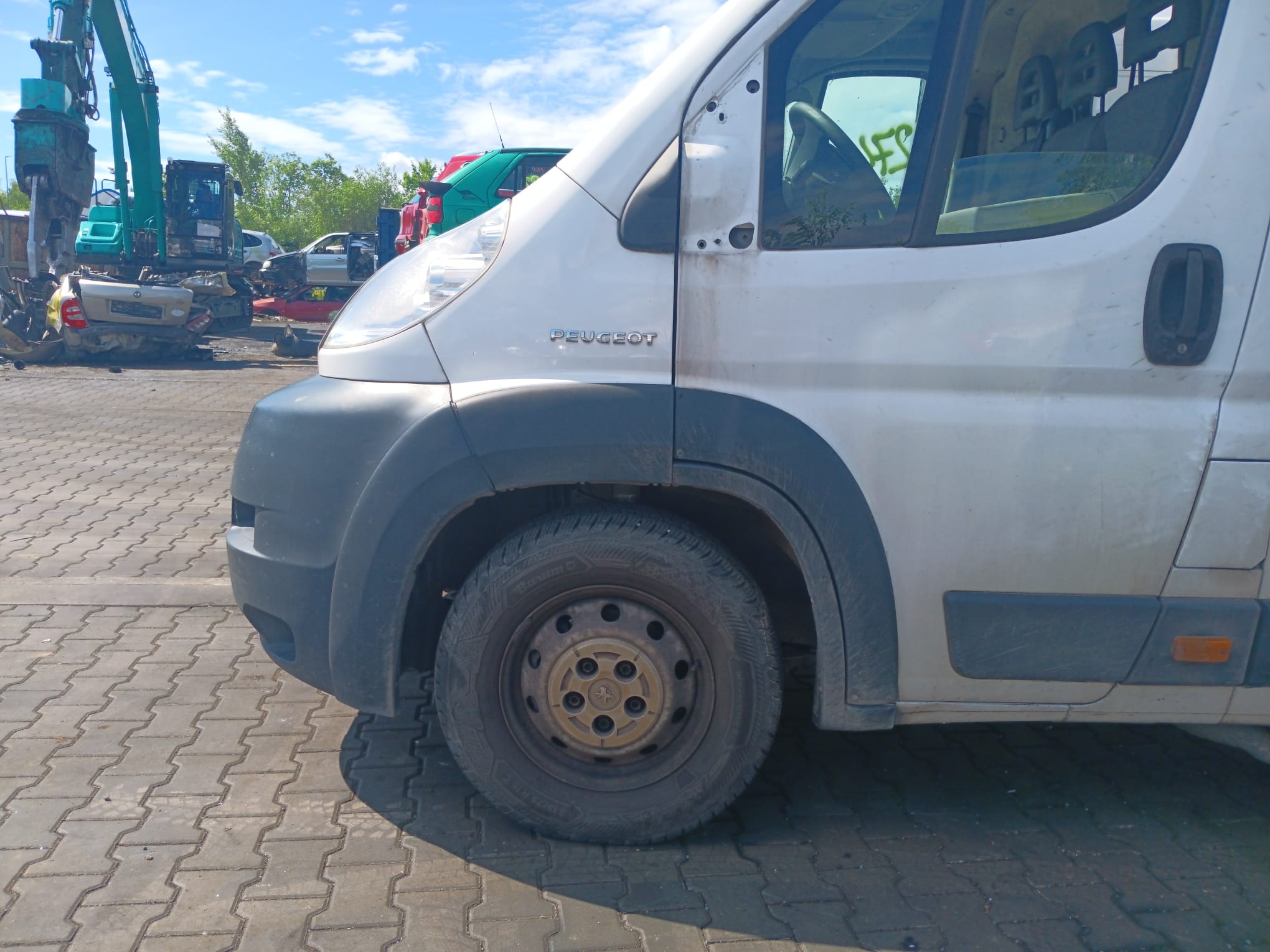 front_left_fender