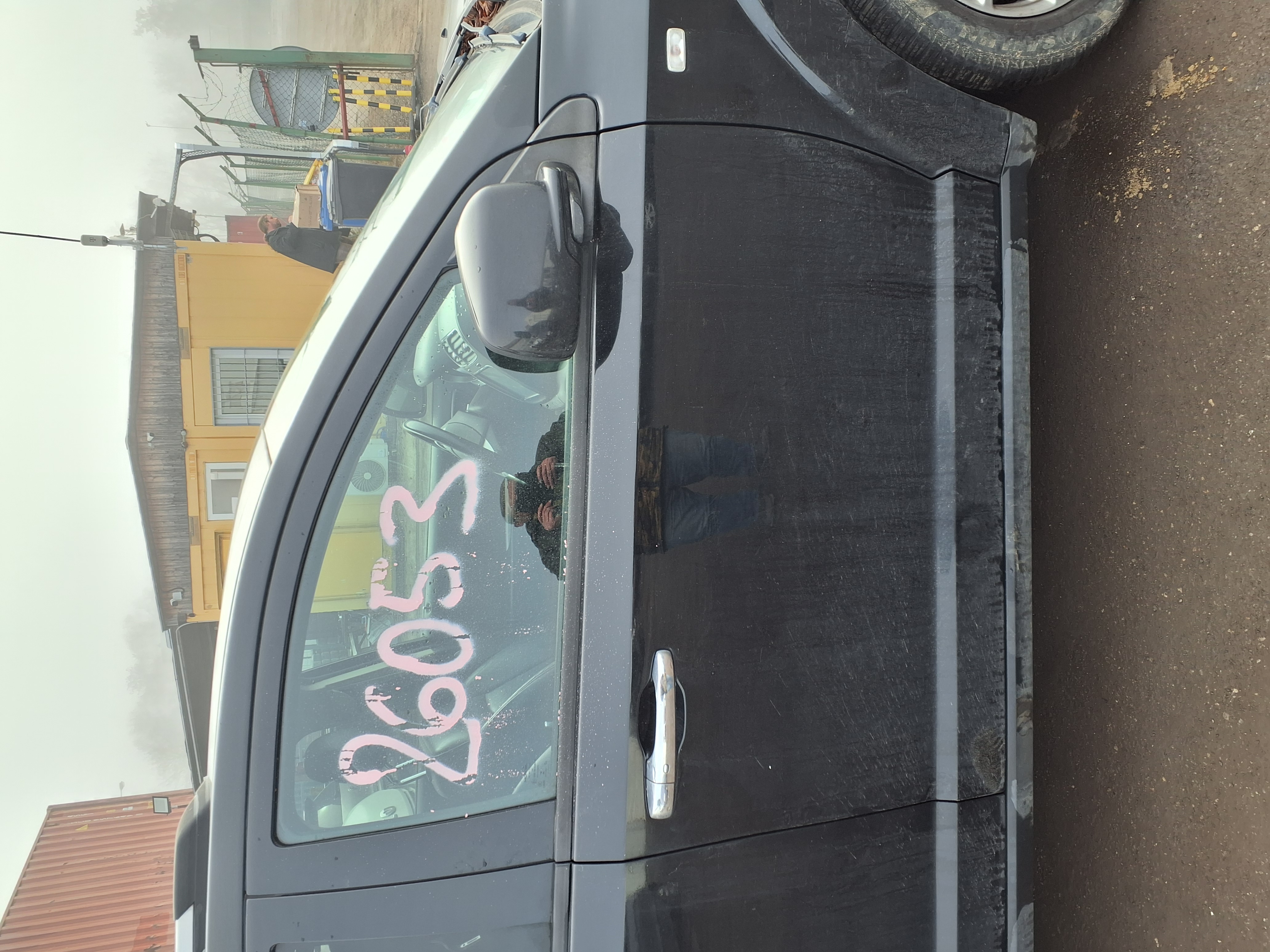 right_front_door