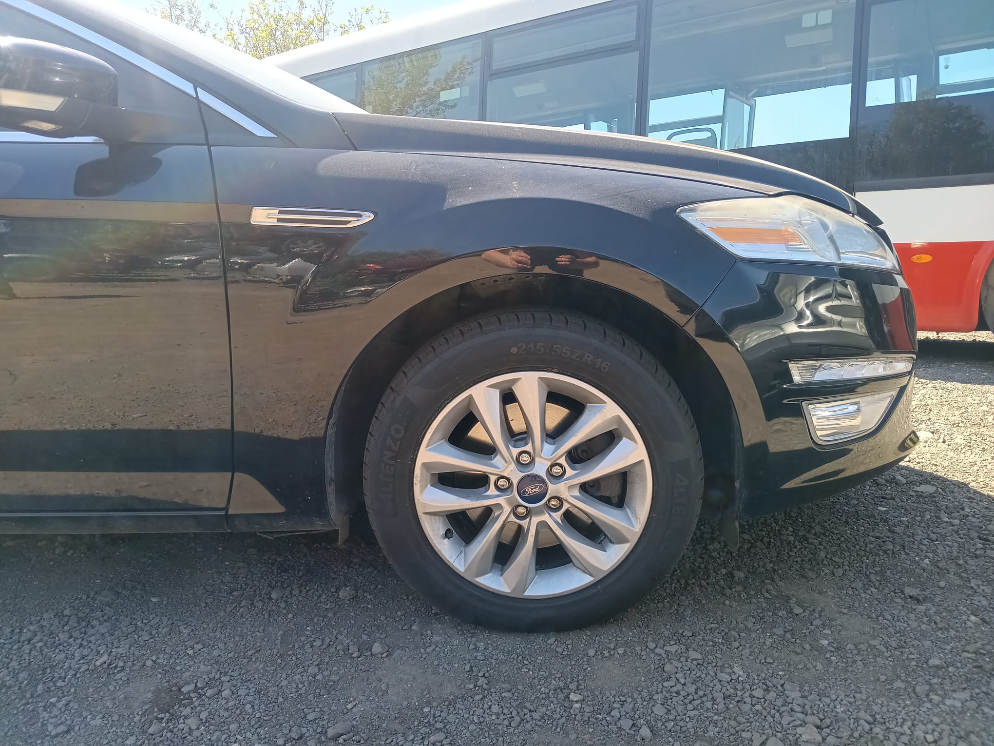 front_right_fender