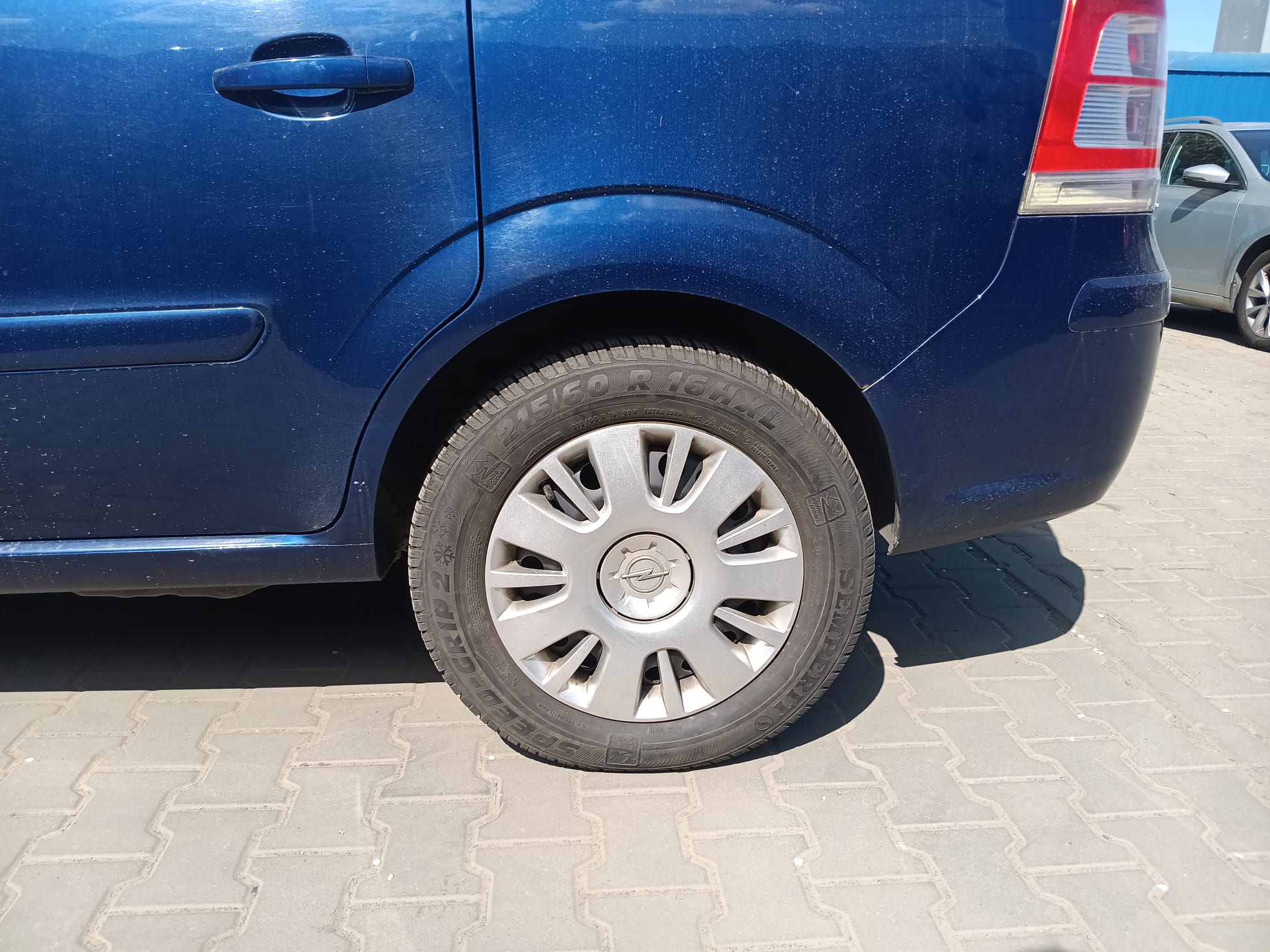 rear_left_wheel