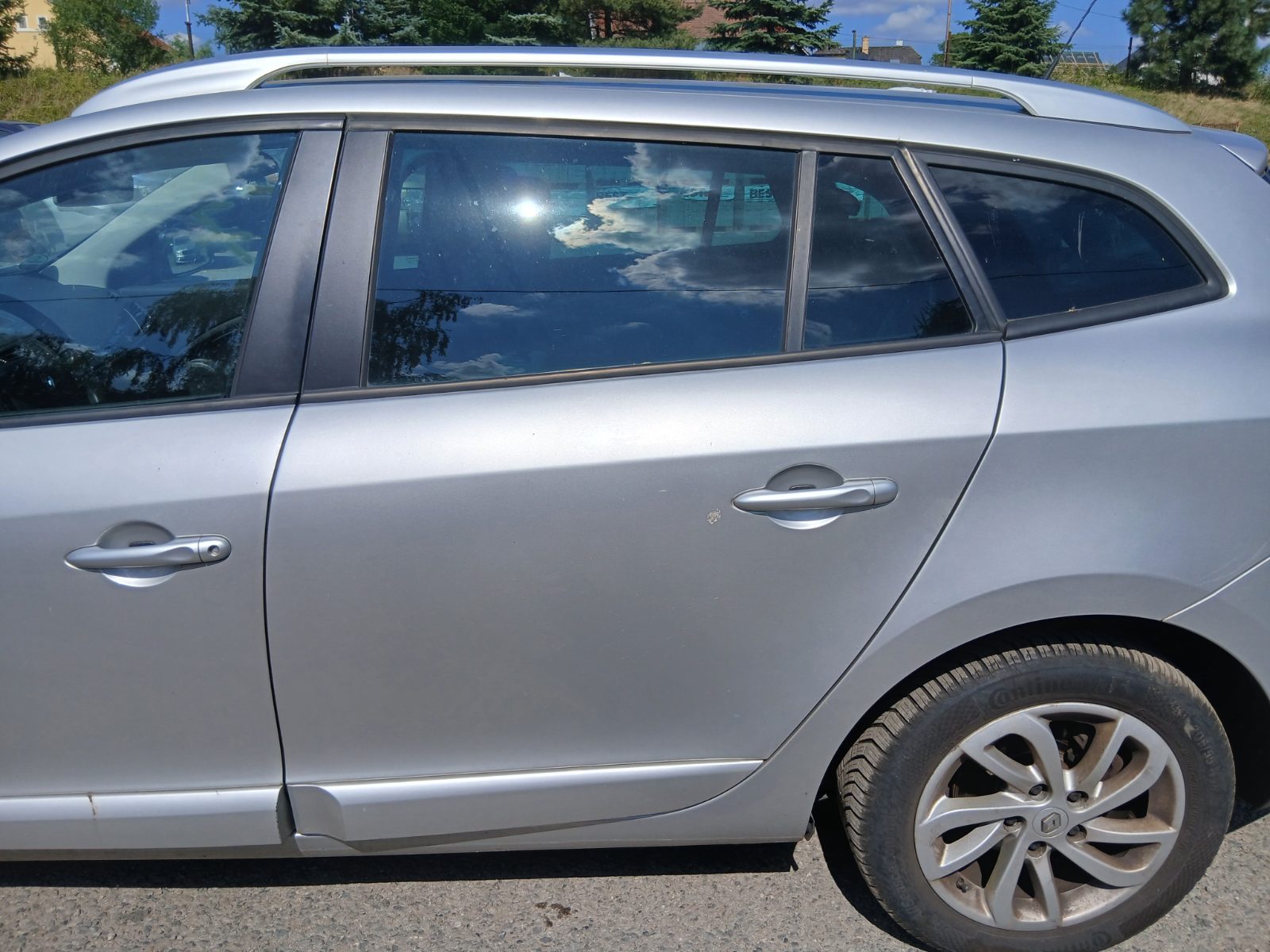 left_rear_door