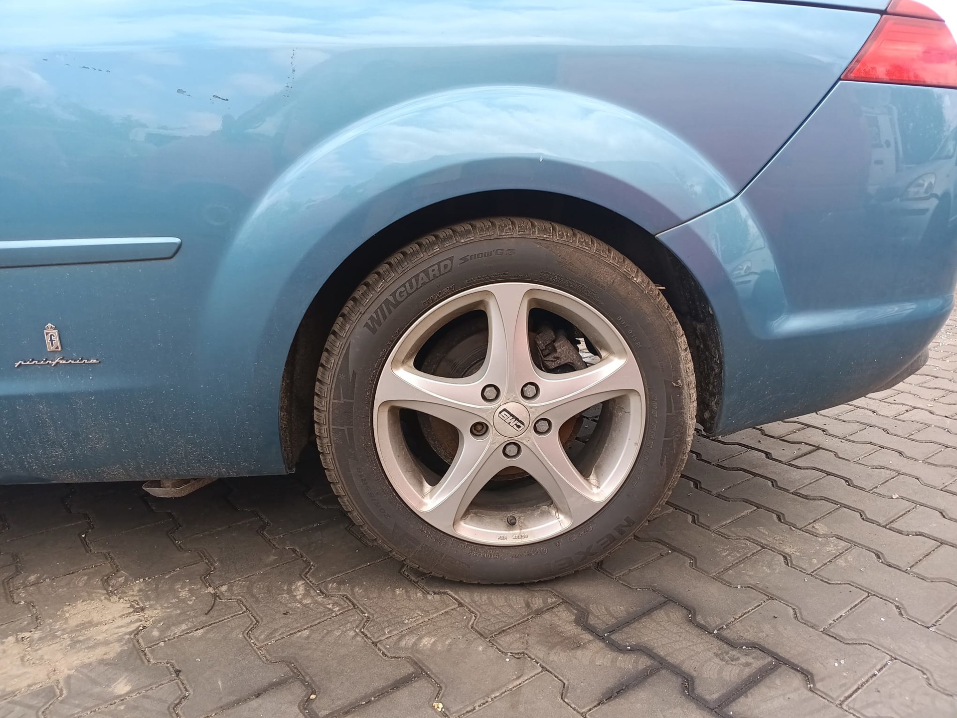 rear_left_wheel