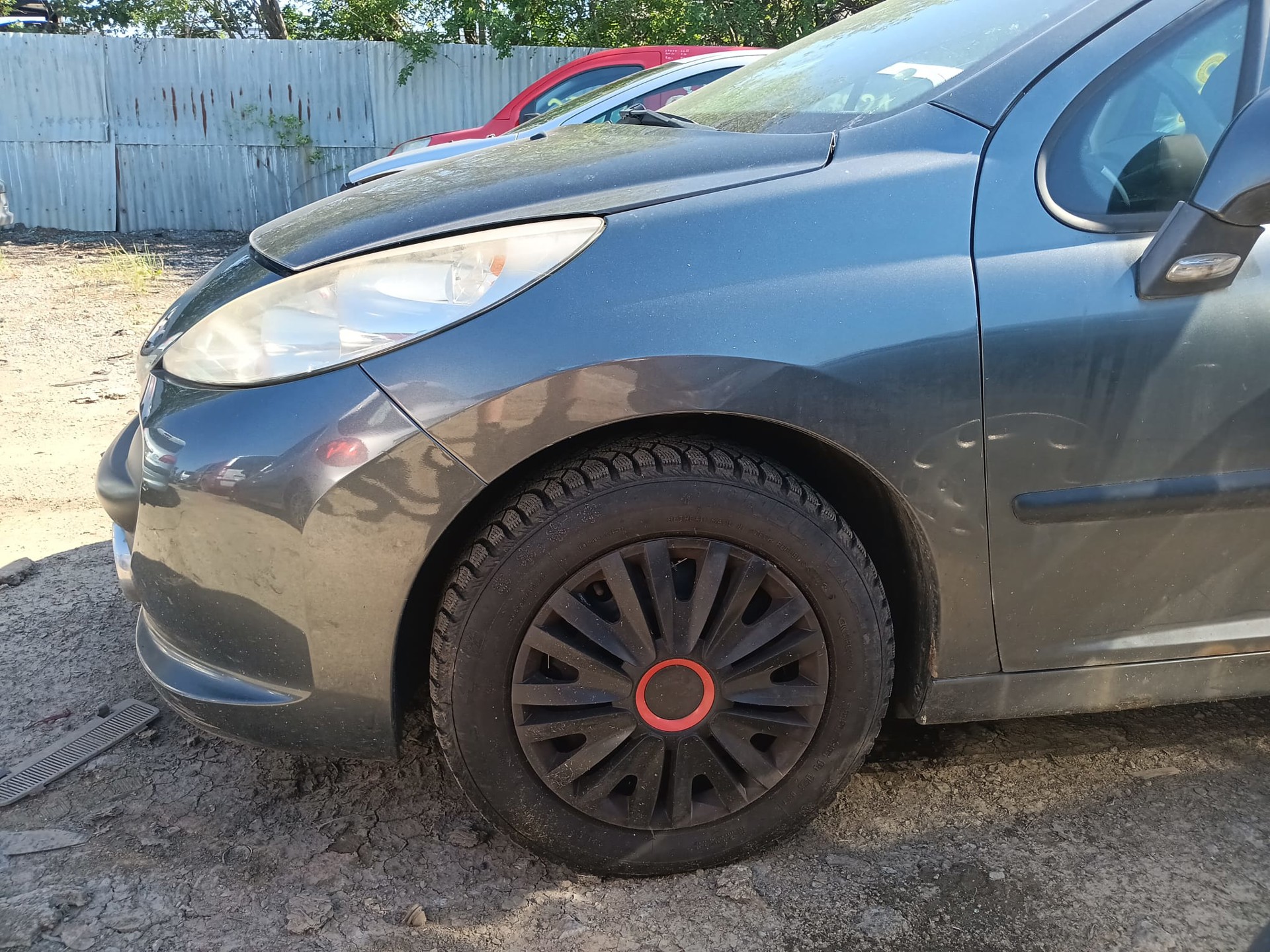 front_left_fender