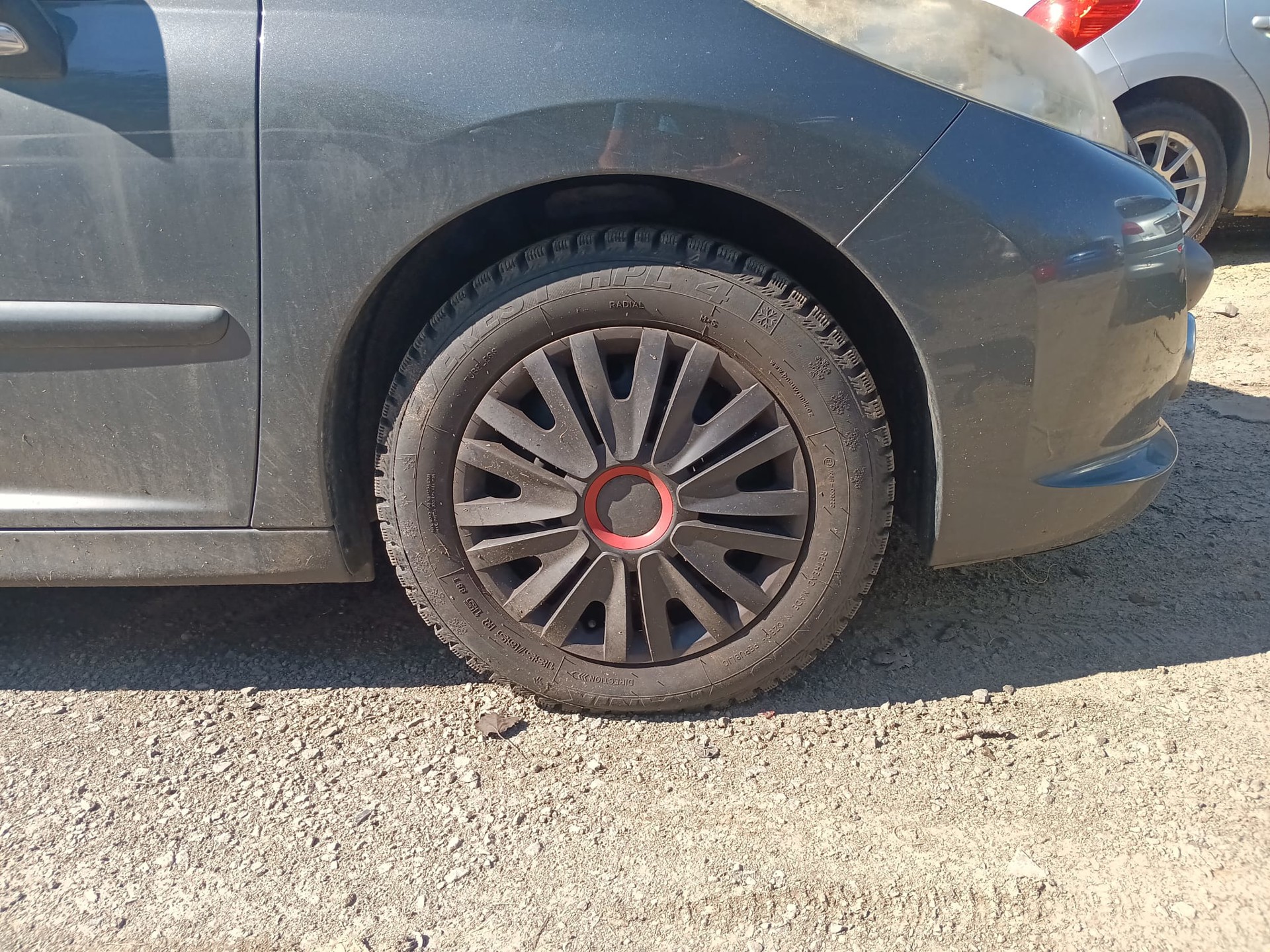 front_right_wheel