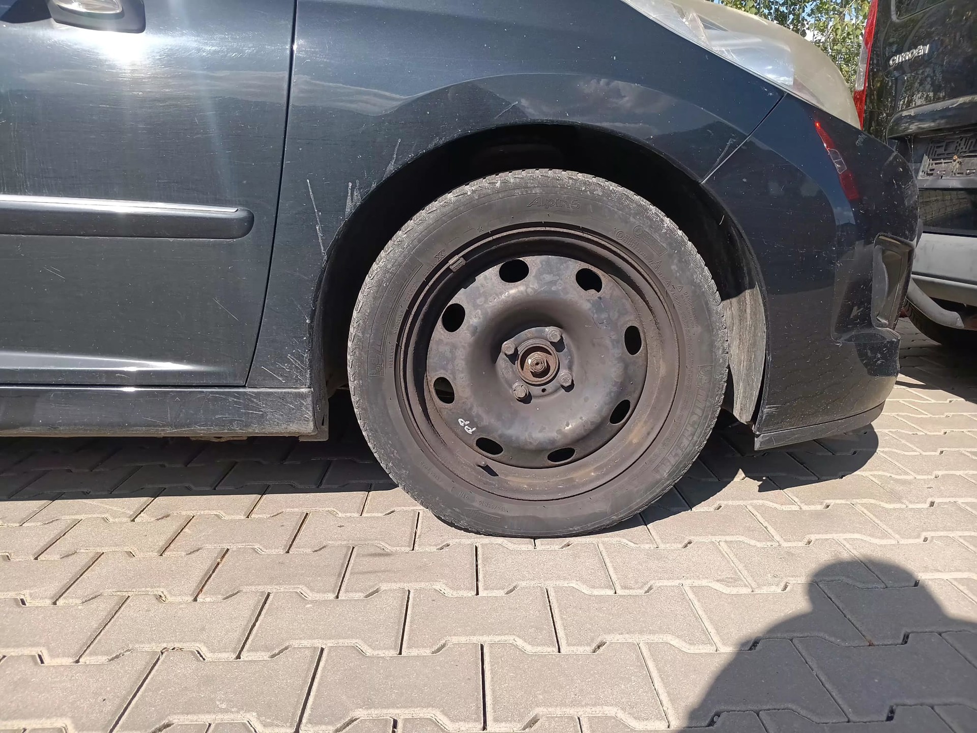 front_right_wheel