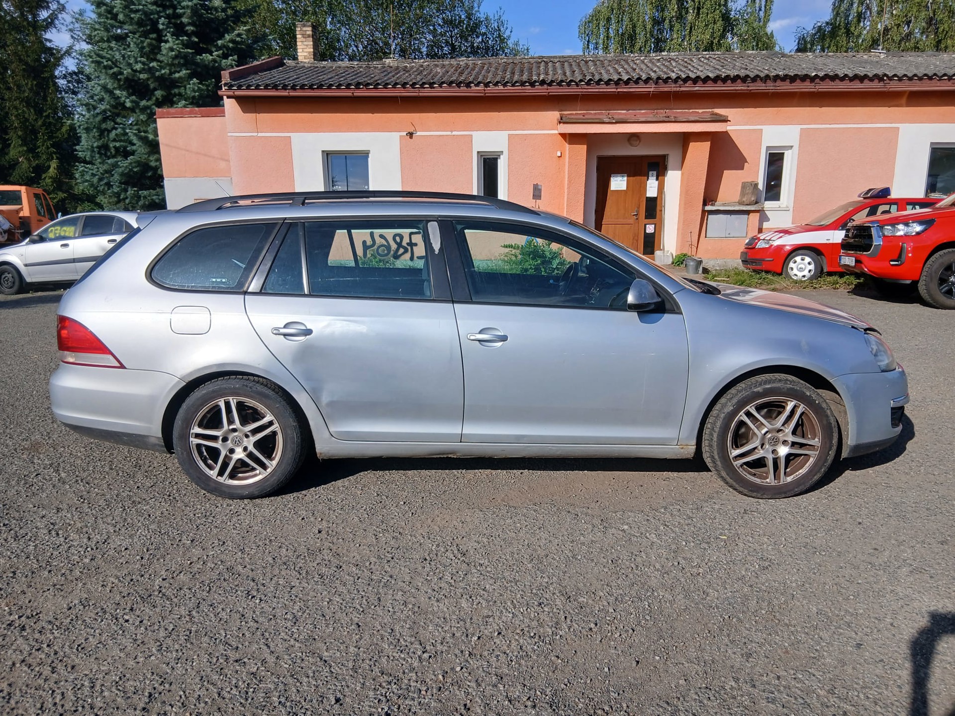 right_side_view