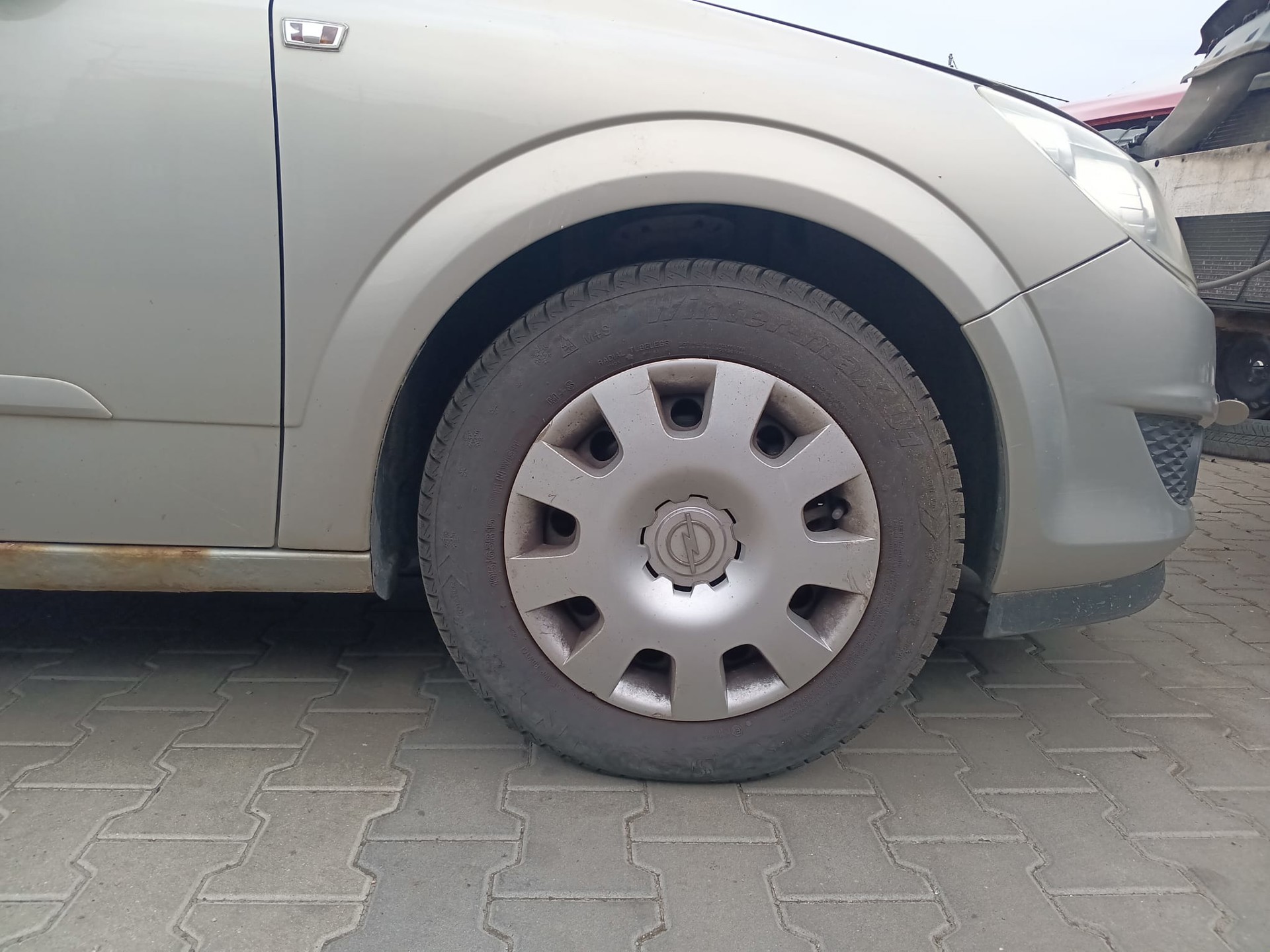 front_right_wheel