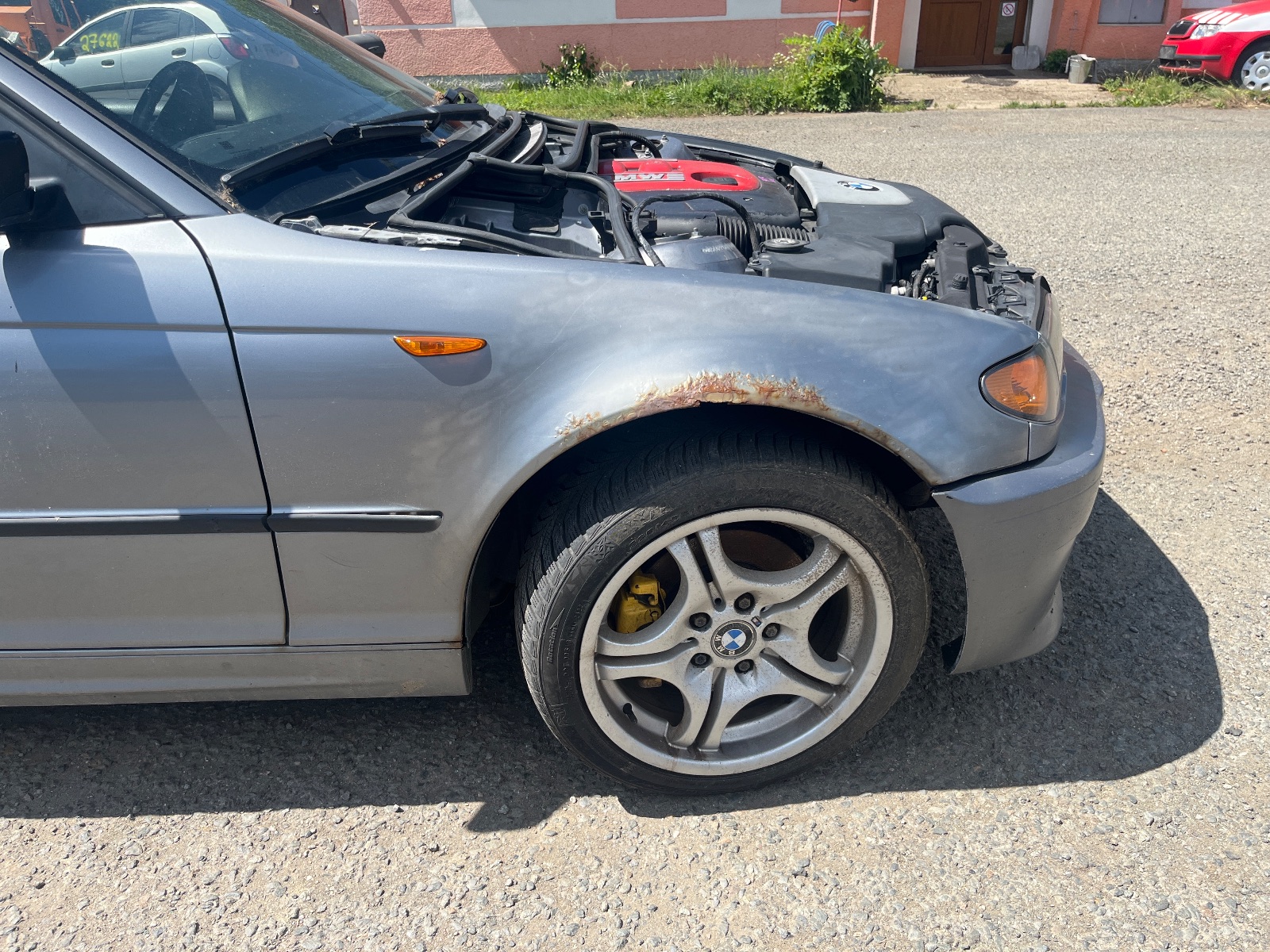 front_right_fender