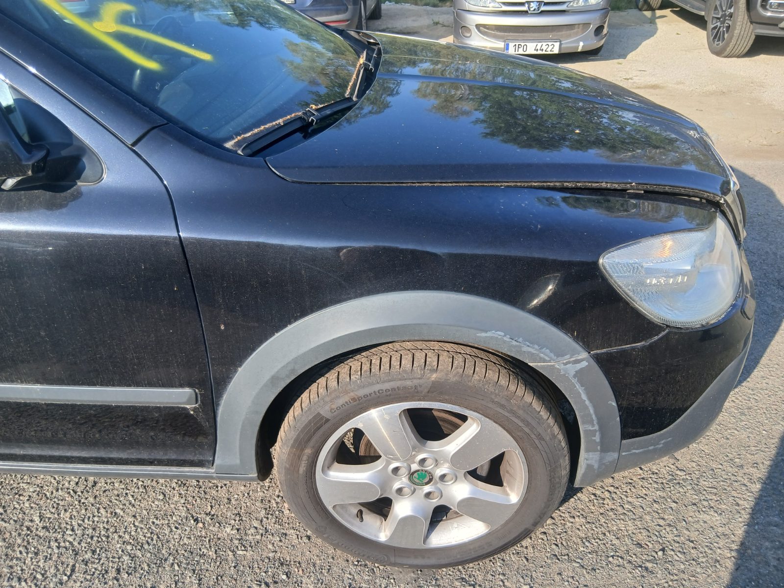 front_right_fender