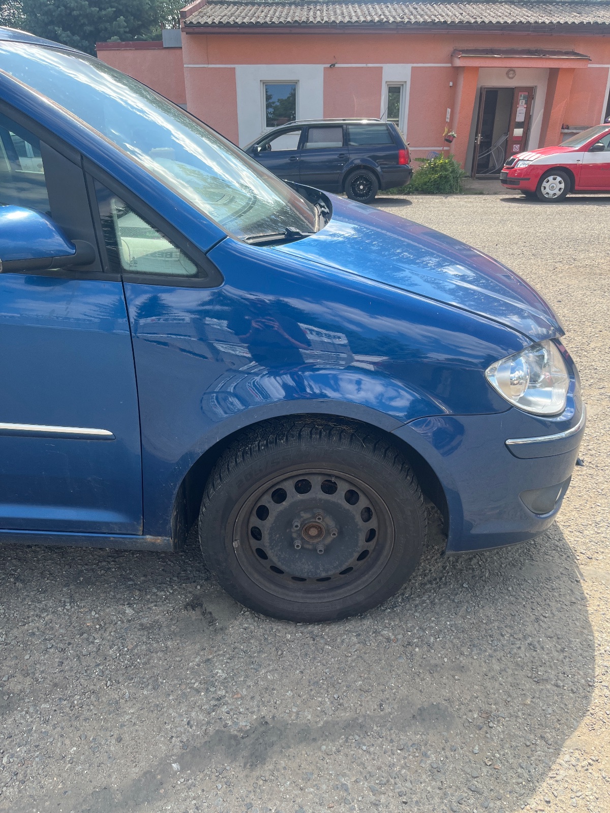 front_right_fender