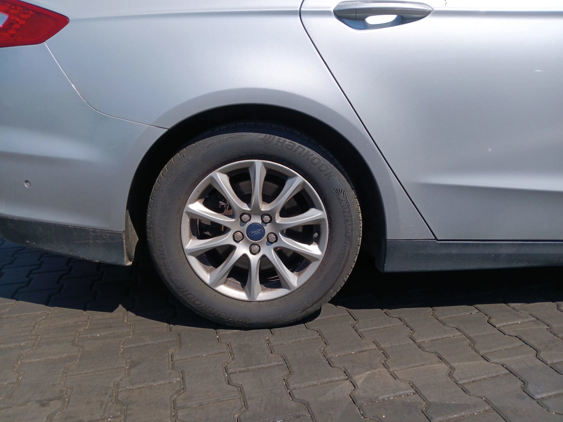 rear_right_wheel