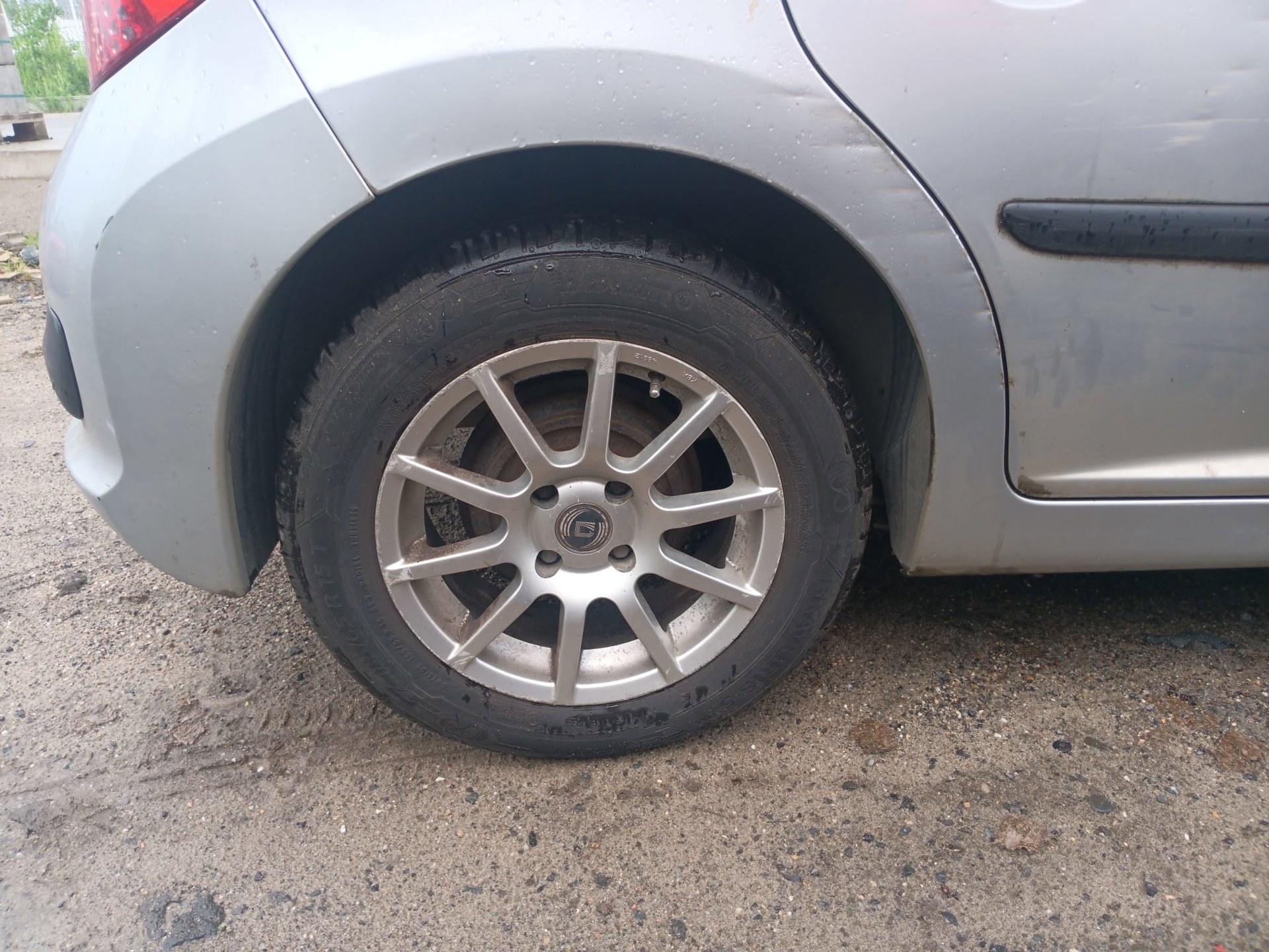 rear_right_wheel